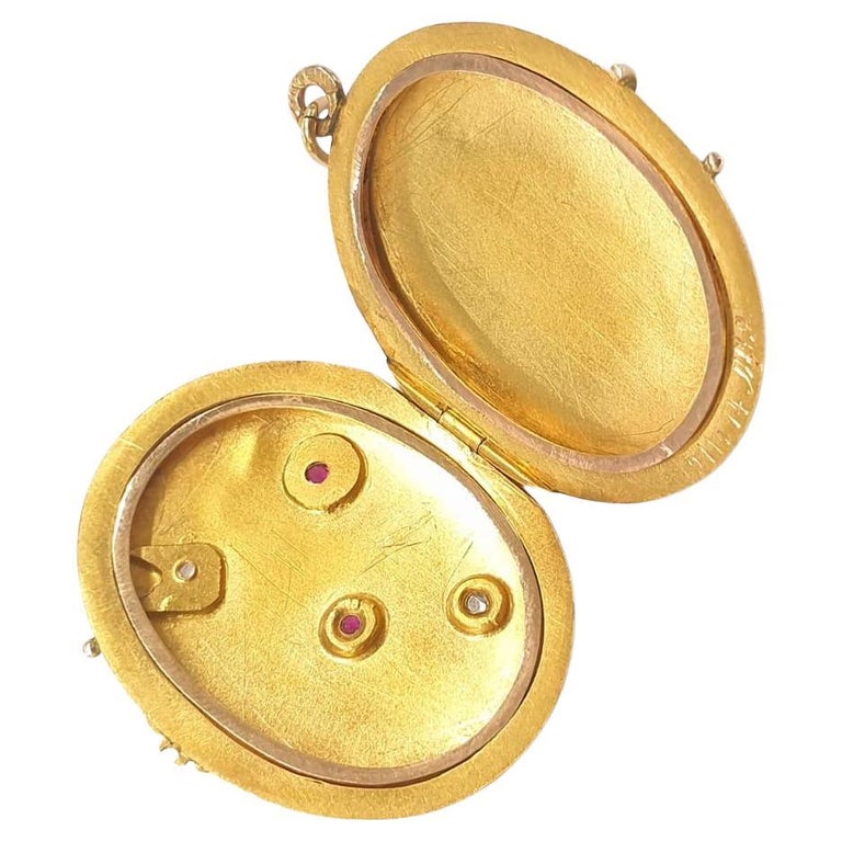 Antique Russian Gold Locket Pendant For Sale at 1stDibs