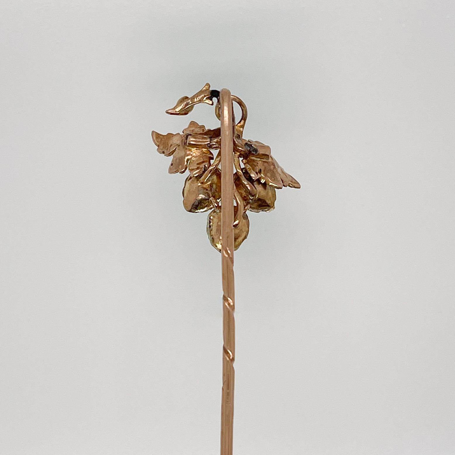 Edwardian Antique 14 Karat Gold and Enameled Hop Seed or Flower Stickpin For Sale