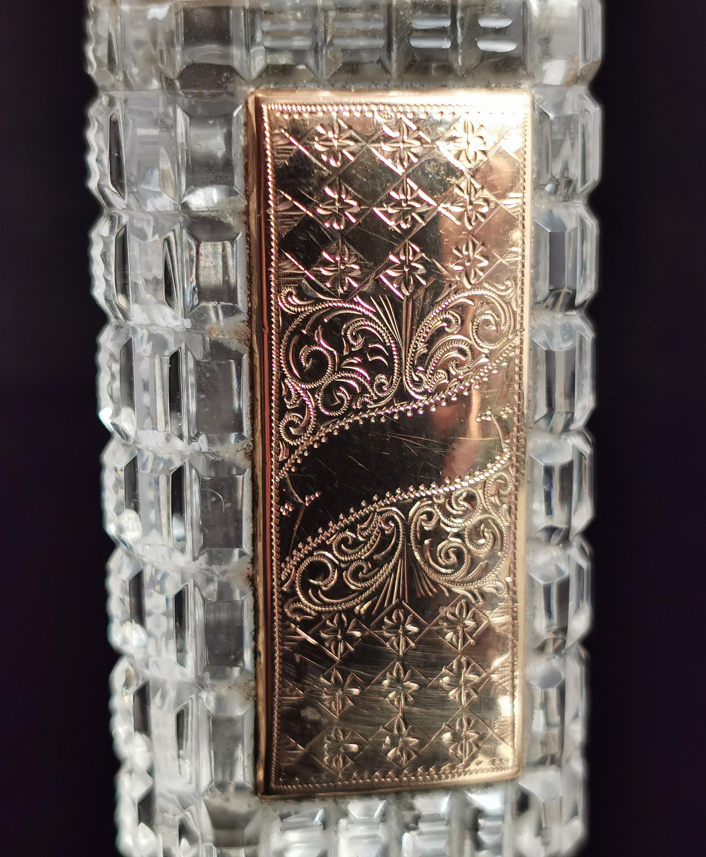 Late Victorian Antique 14 Karat Gold Cut Glass Scent Bottle, Cased, 19th Century For Sale