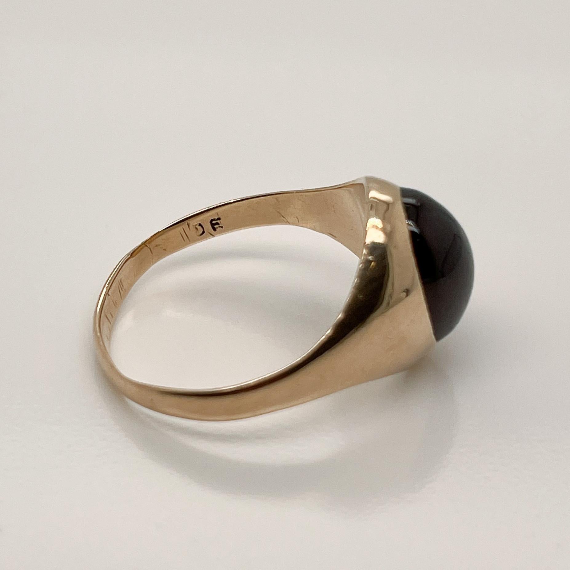 Antique 14 Karat Gold & Garnet Cabochon Signet Ring For Sale 5
