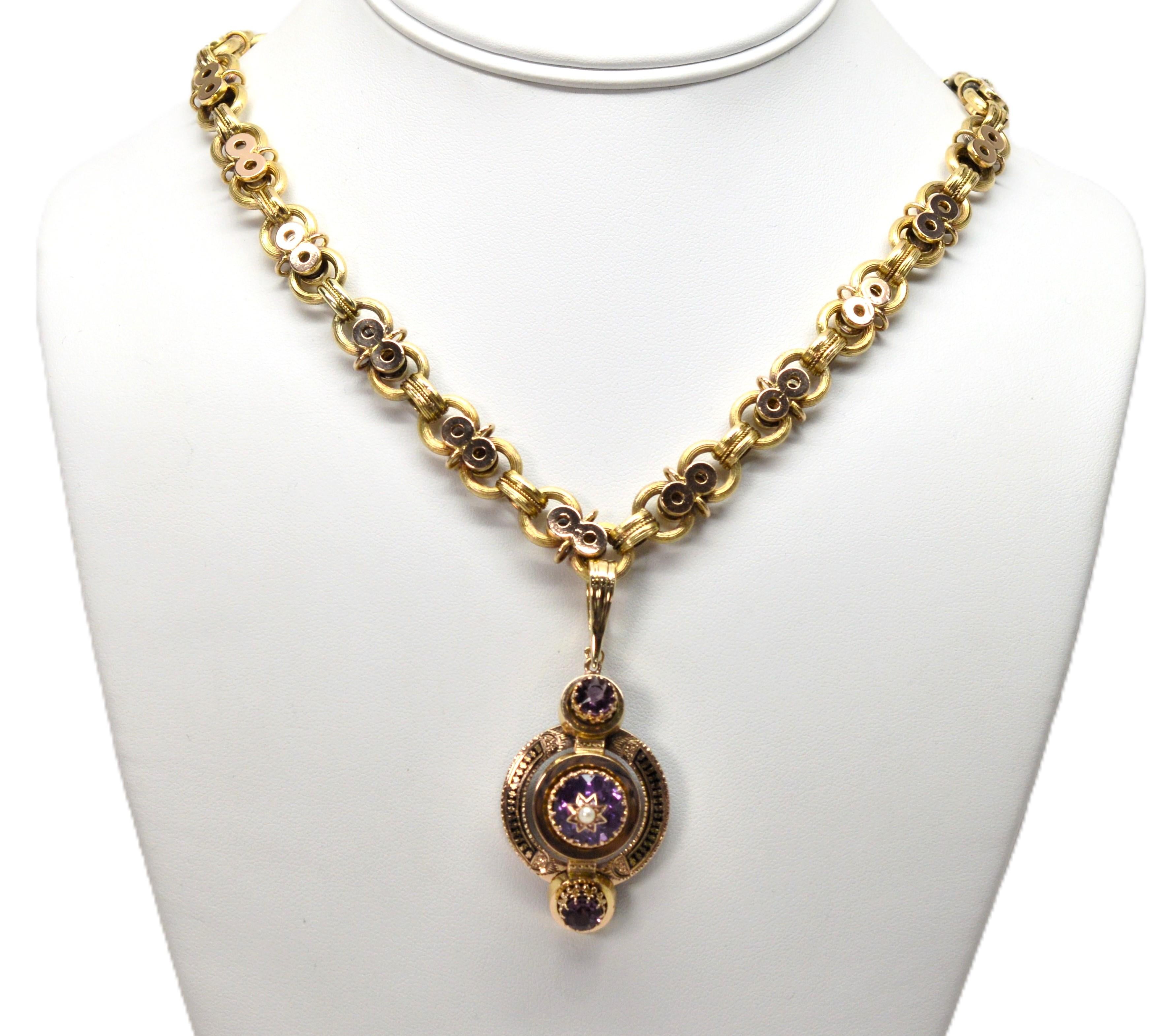 Vittoriano Collana in oro antico con ciondolo di ametista in vendita