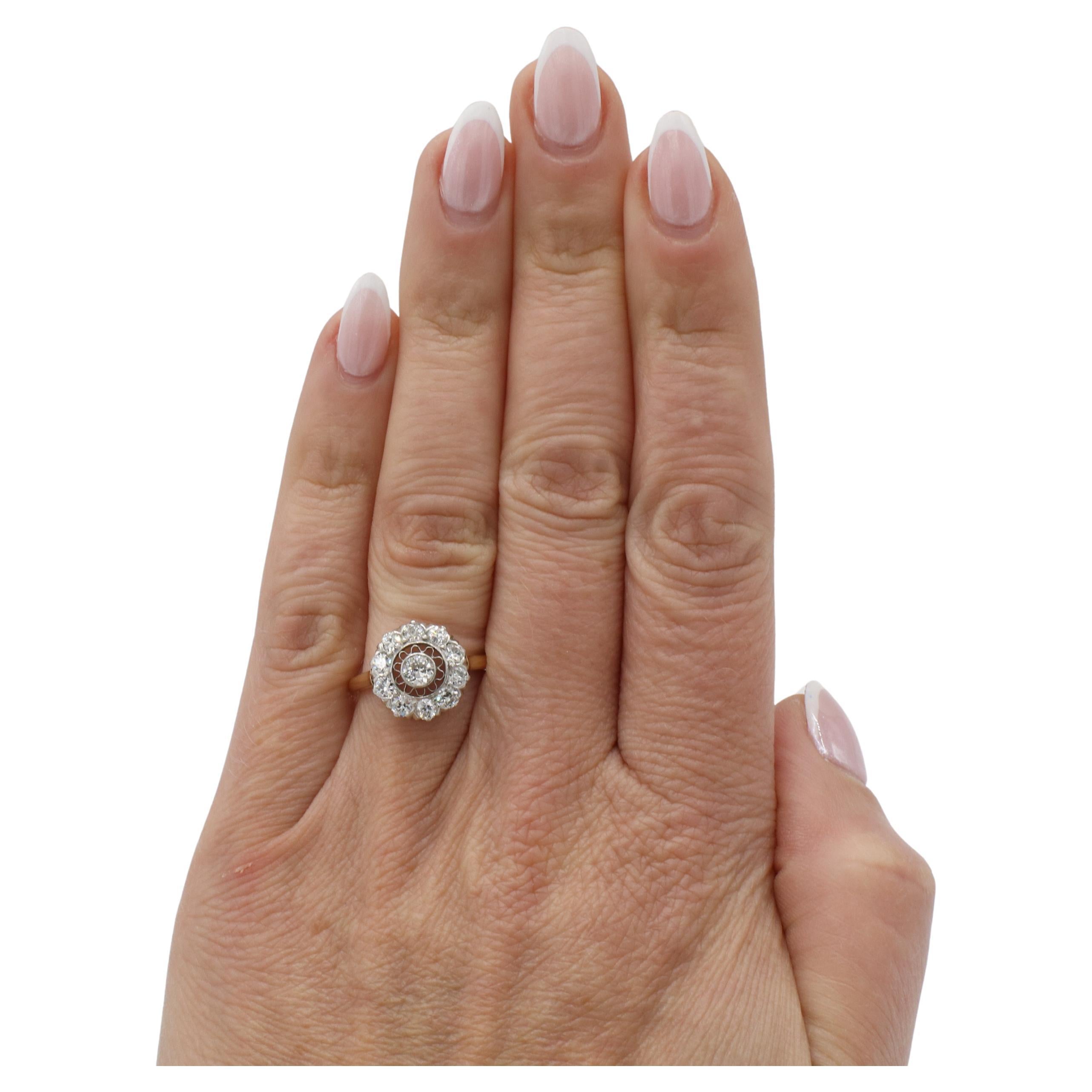 Antiker 14 Karat Gold Alt Europäischer Schliff Natürlicher Diamant Filigraner Cluster Ring im Zustand „Hervorragend“ im Angebot in  Baltimore, MD