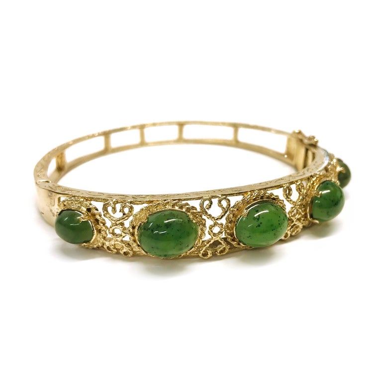 Antique 14 Karat Nephrite Jade Bangle Bracelet For Sale at 1stDibs