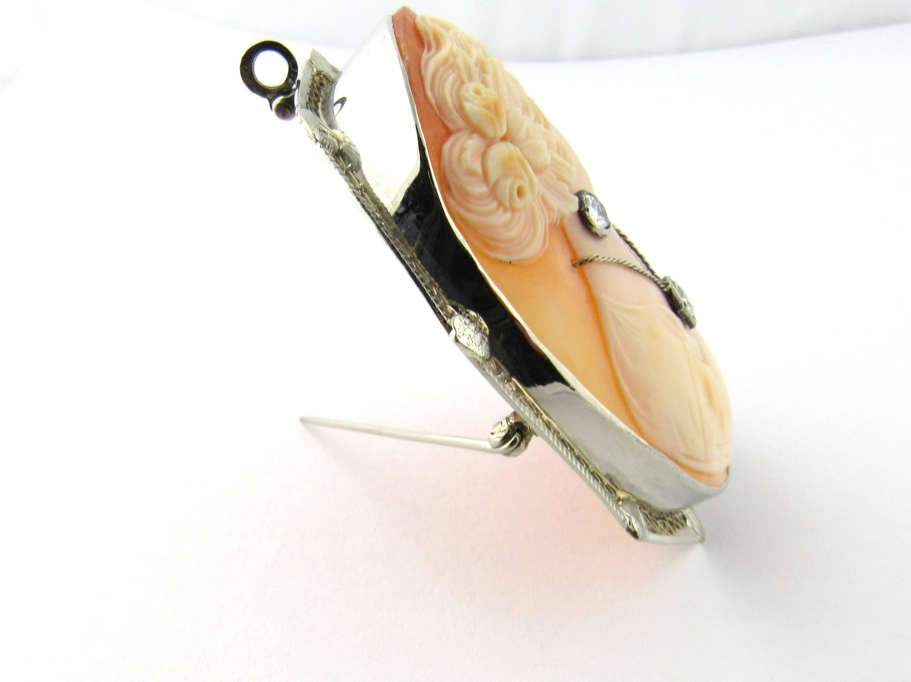 Antique 14 Karat White Gold Cameo Pendant or Brooch In Good Condition For Sale In Washington Depot, CT