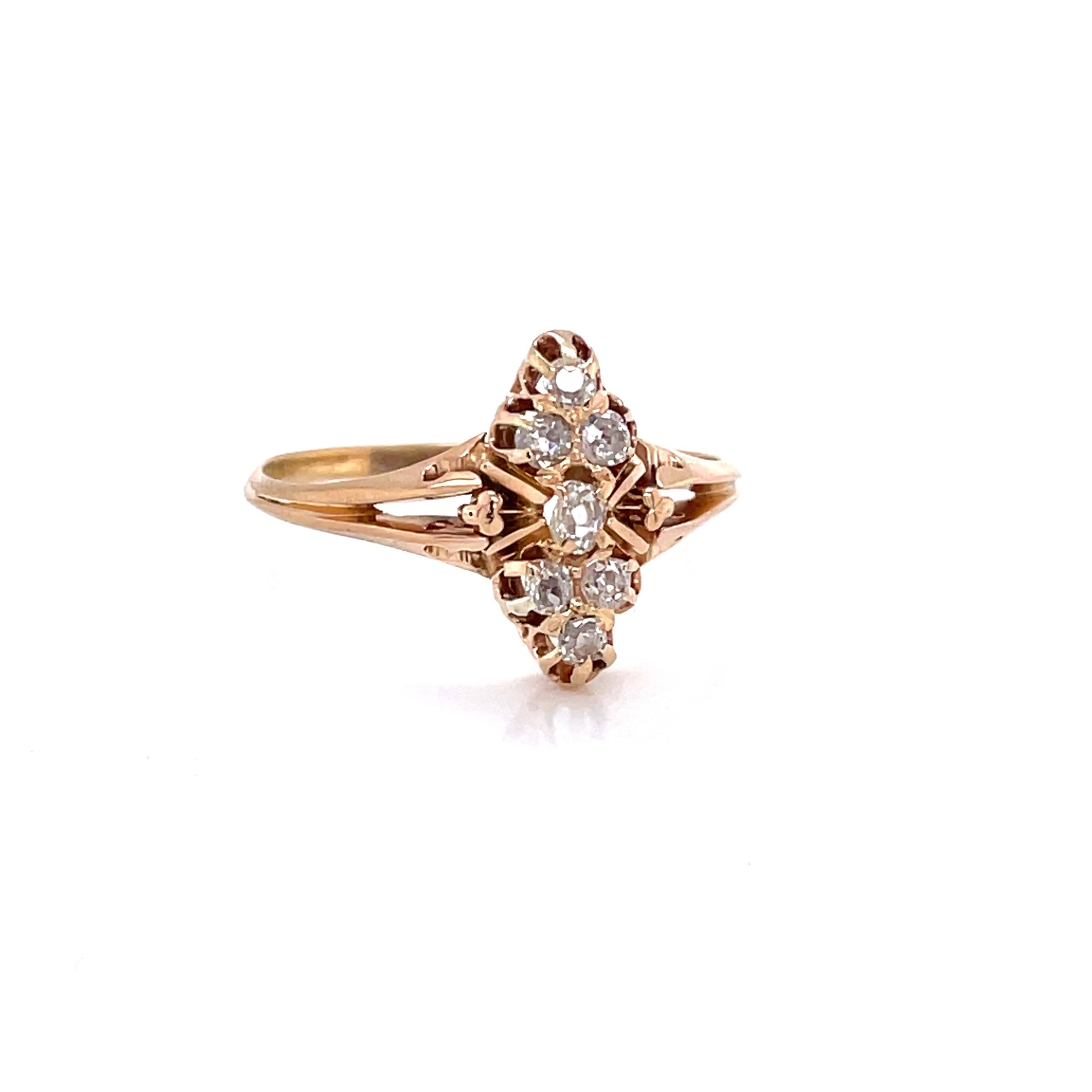 Antiker antiker 14 Karat Gelbgold Diamant-Cluster-Marquis-Ring (Rosenschliff) im Angebot