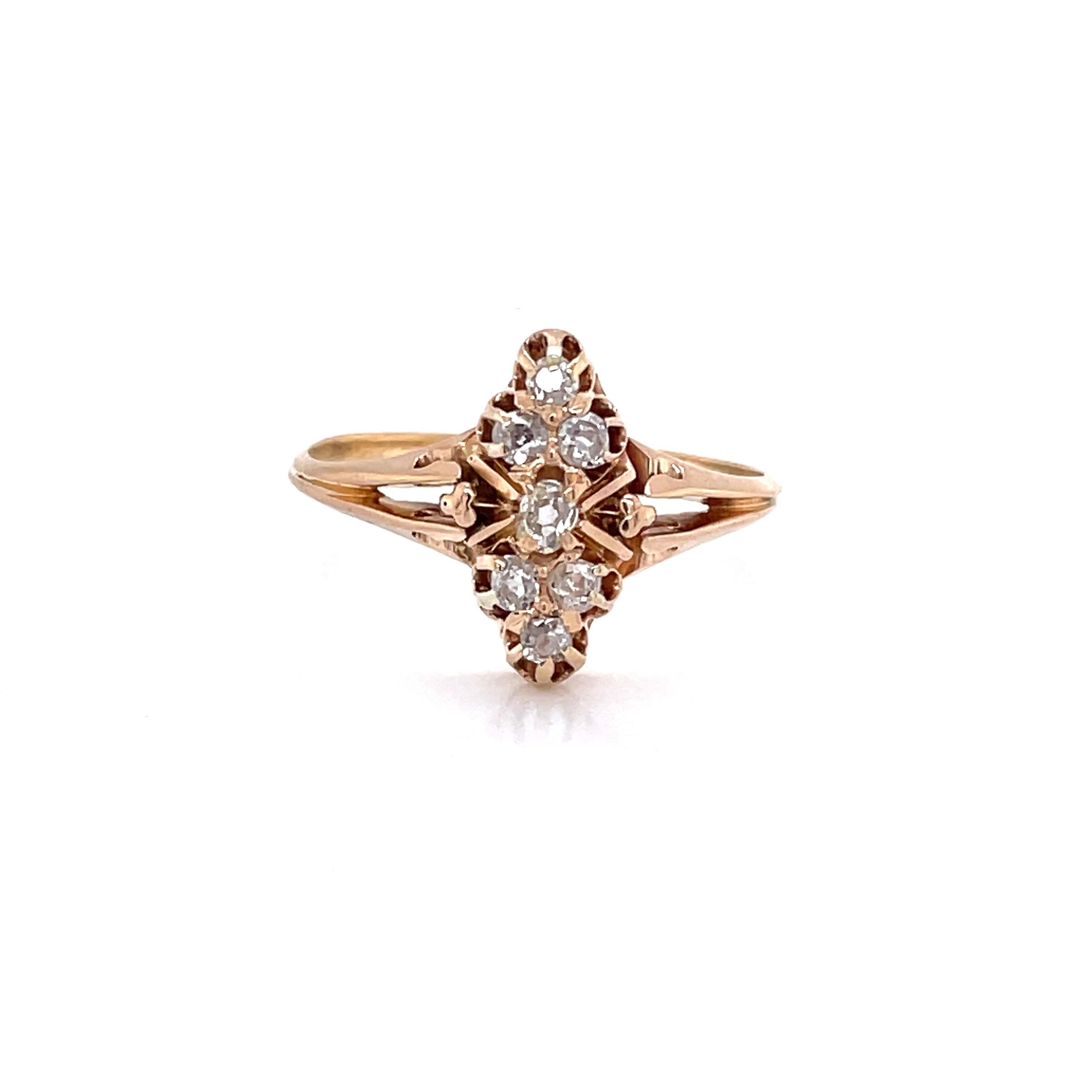 Antiker antiker 14 Karat Gelbgold Diamant-Cluster-Marquis-Ring Damen im Angebot