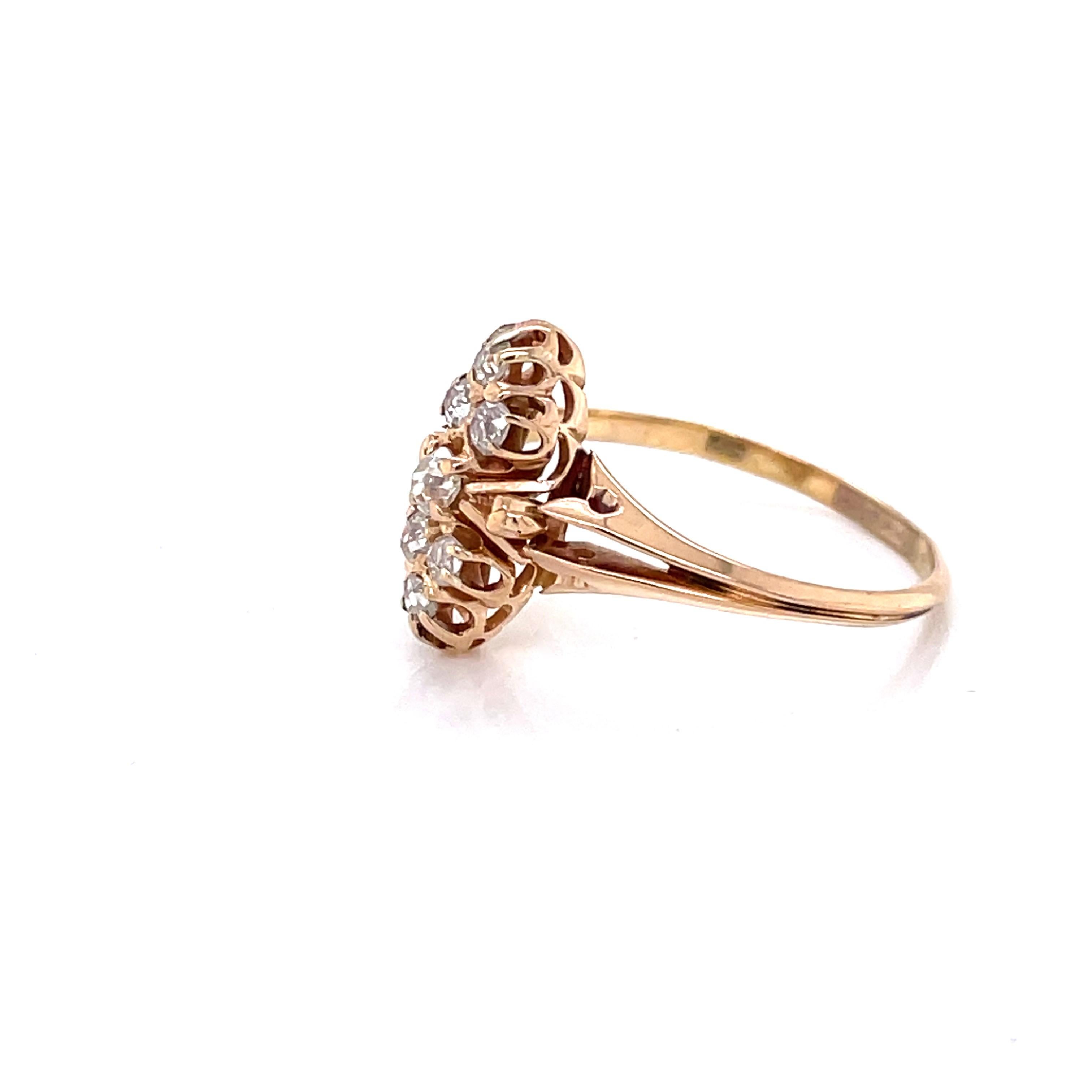 Antiker antiker 14 Karat Gelbgold Diamant-Cluster-Marquis-Ring im Angebot 1