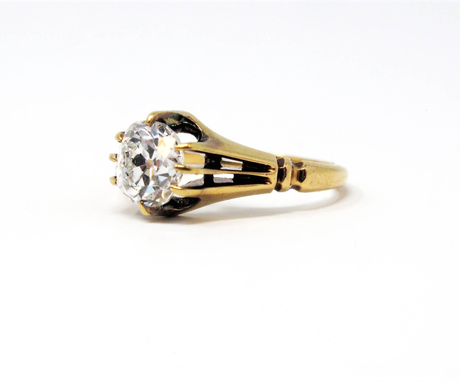 Antique 1.40 Carat Old Mine Cut Diamond Solitaire 18 Karat Yellow Gold Ring For Sale 1