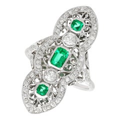 Antiker 1,41 Karat Smaragdschliff Diamant und Smaragd Gold Marquise Ring