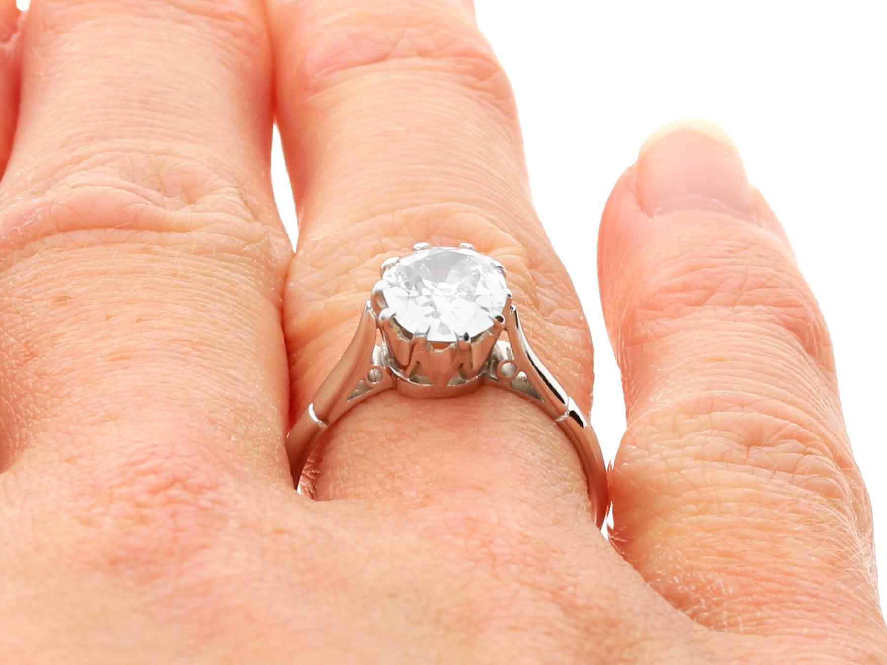Antique 1.42 Carat Diamond and 18k White Gold Solitaire Ring For Sale 11