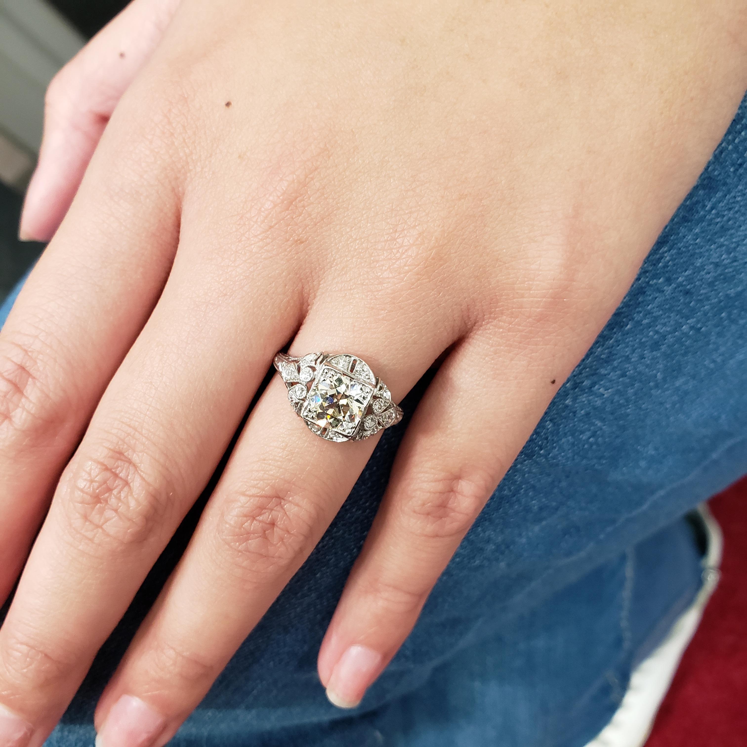 Women's Antique 1.42 Carat Old European Diamond Art Deco Engagement Ring