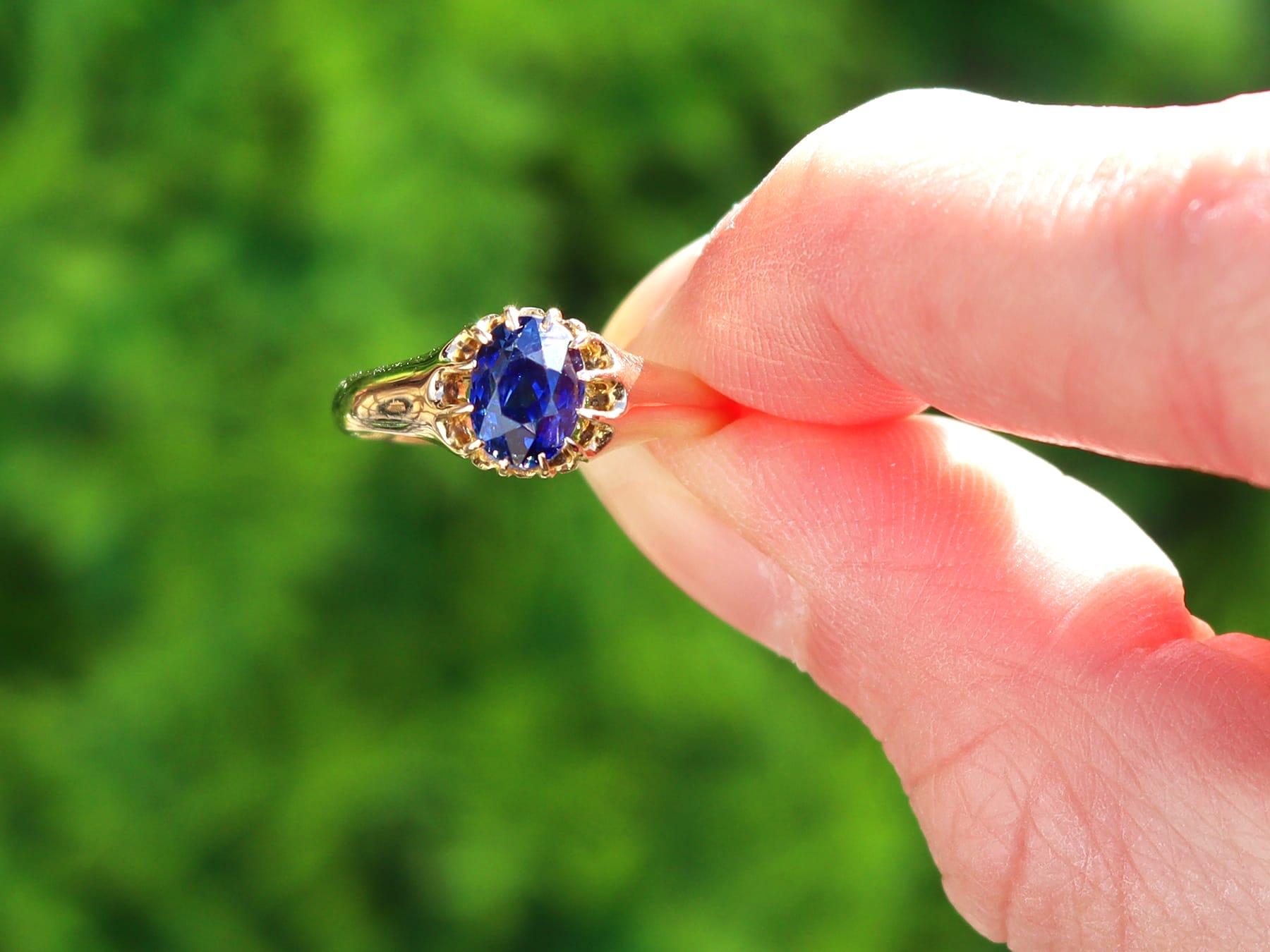 A fine and impressive antique 1.42 carat Basaltic sapphire and 14 karat yellow gold ring; part of our antique jewellery and estate jewelry collections.

This fine and impressive antique sapphire ring has been crafted in 14k yellow gold.

The gold