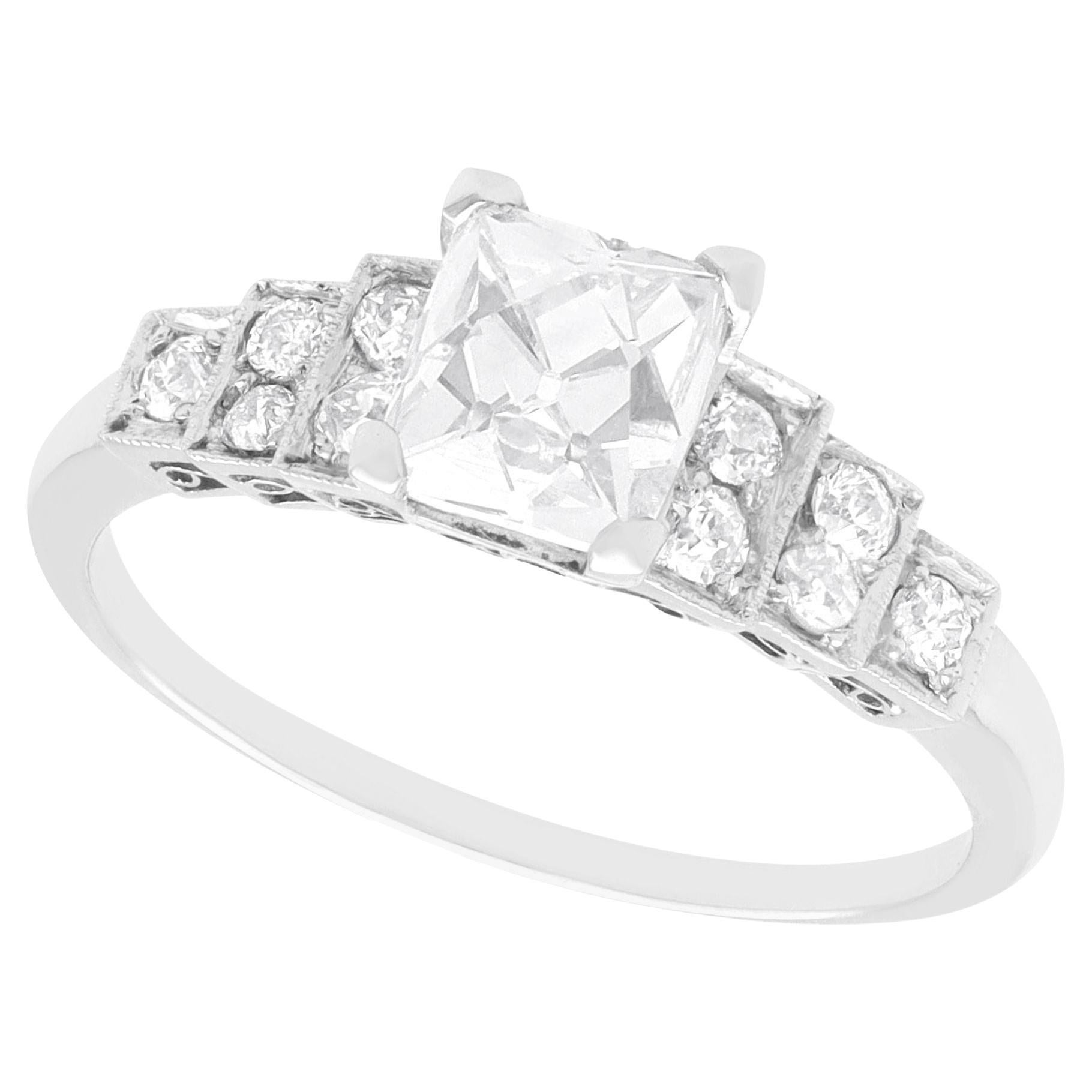 Bague de fiançailles solitaire ancienne en platine et diamant de 1.44 carats
