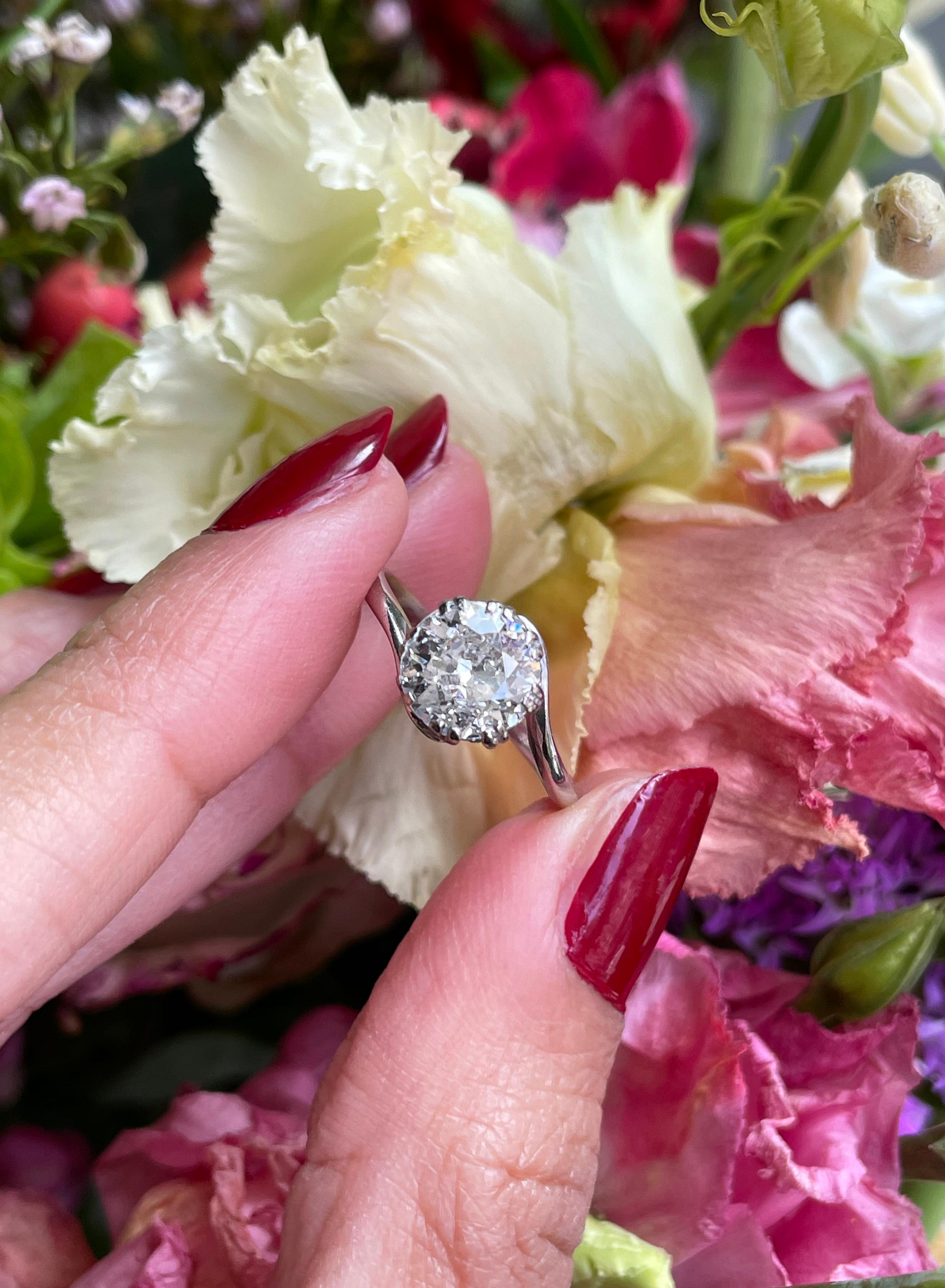 Antique 1.45 Carat Old Cut Diamond Platinum Twist Engagement Ring, circa 1920s In Good Condition In London, GB
