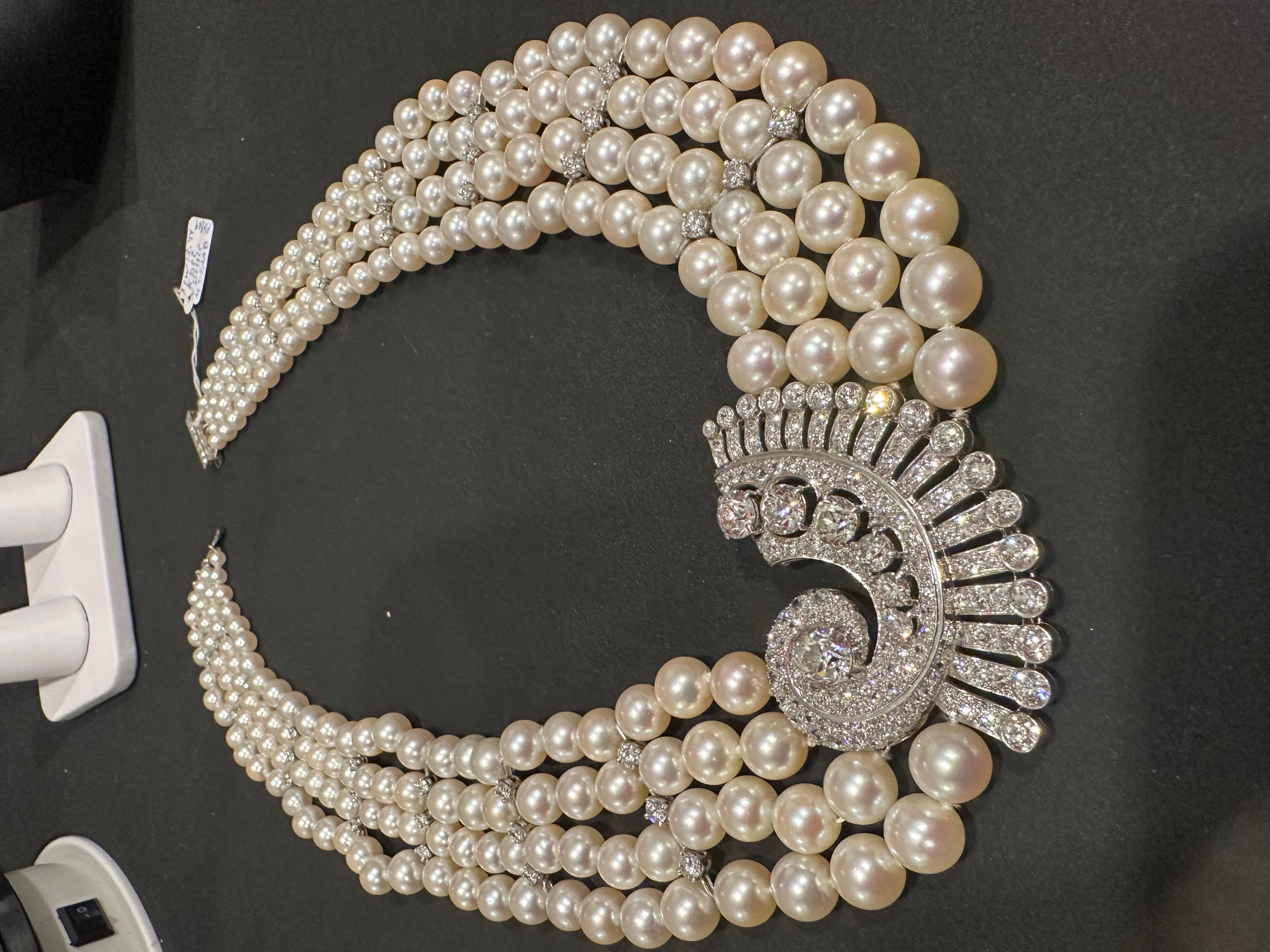 Antique 14.5ct Diamond Center Brooch  with Pearls Necklace in Platinum Bridal For Sale 4