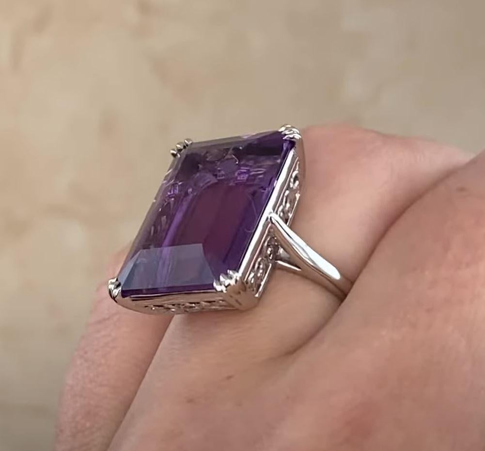 Art Deco Antique Emerald Cut Amethyst Cocktail Ring (Approx. 14.70-Carats), Platinum For Sale