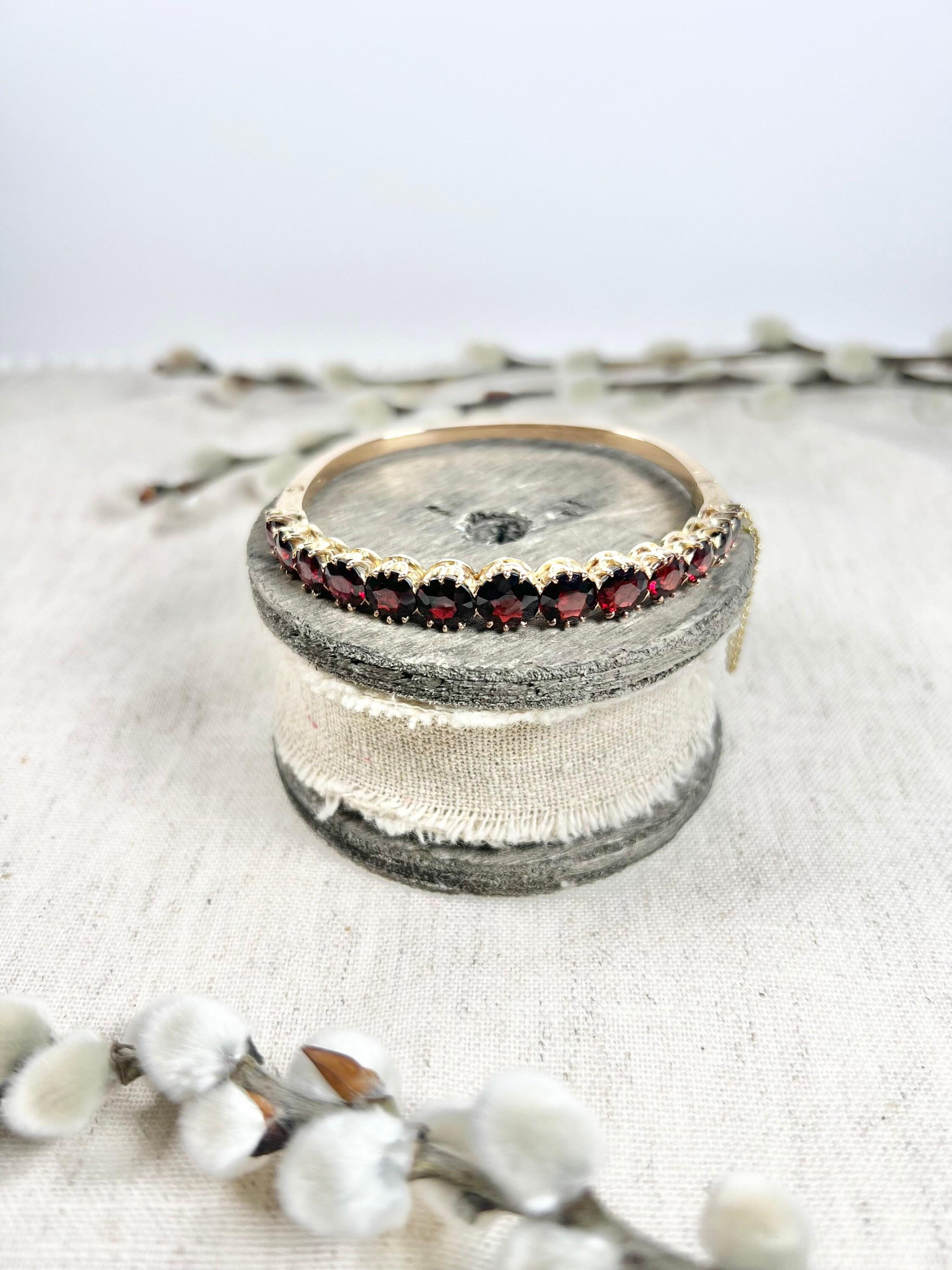 Bracelet ancien en or 14ct à grenat de style édouardien en vente 2