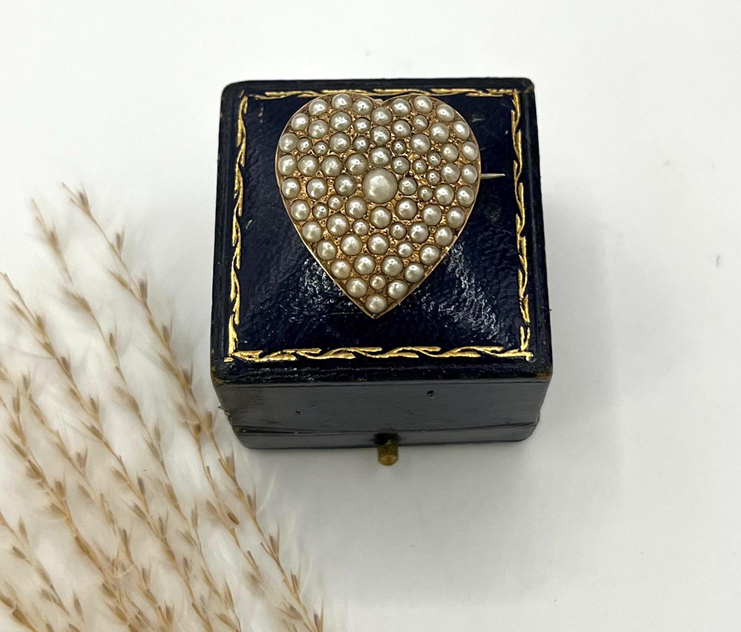da uomo o donna Ciondolo e spilla a forma di cuore con perla, in oro 14ct, di epoca edoardiana in vendita