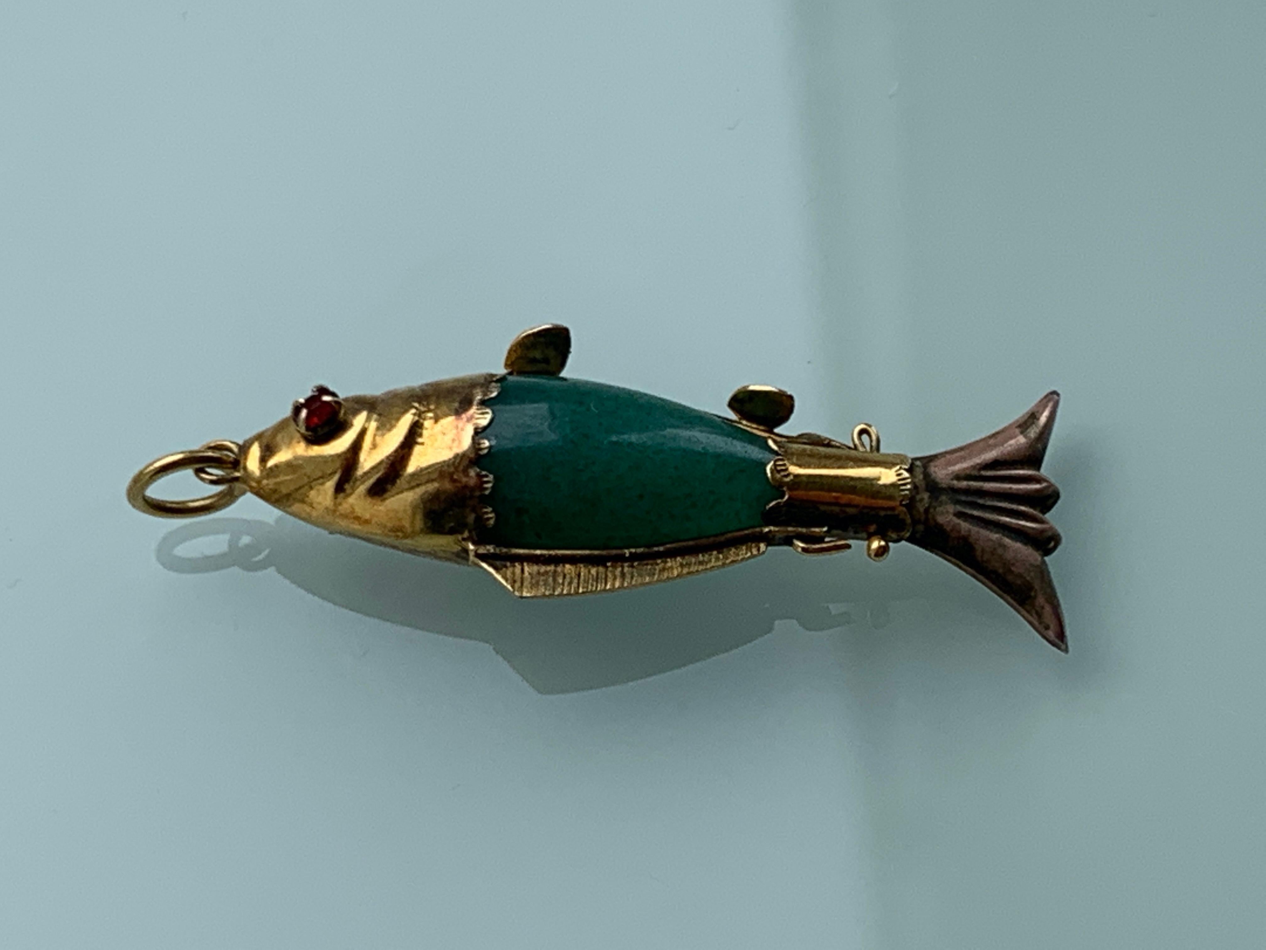 Edwardian Antique 14ct Gold Novelty Fish Pendant For Sale