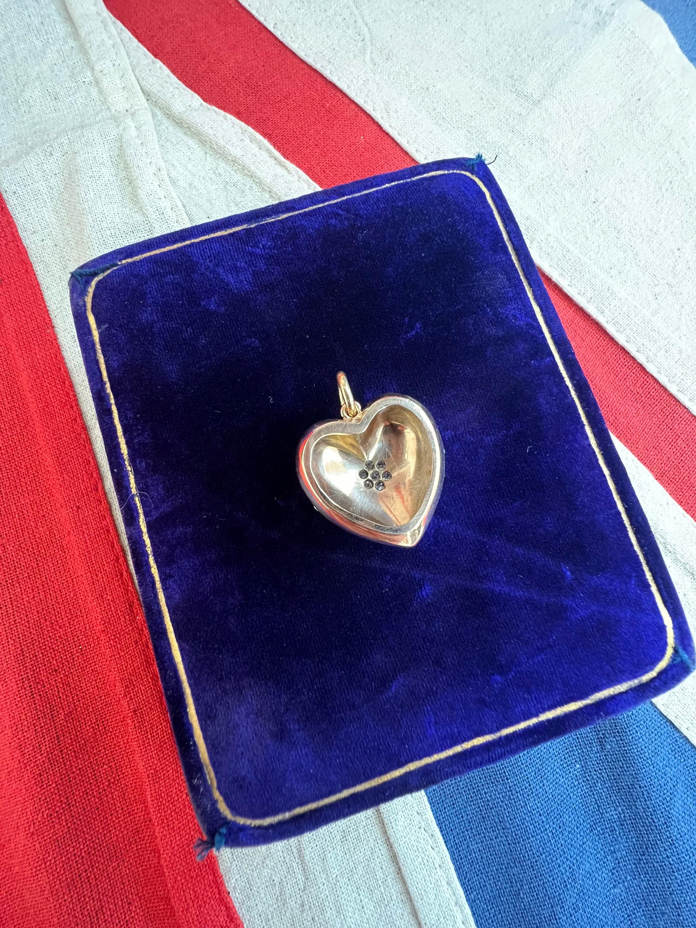 Pendentif cœur ancien en or 14 carats, perles et diamants en vente 2