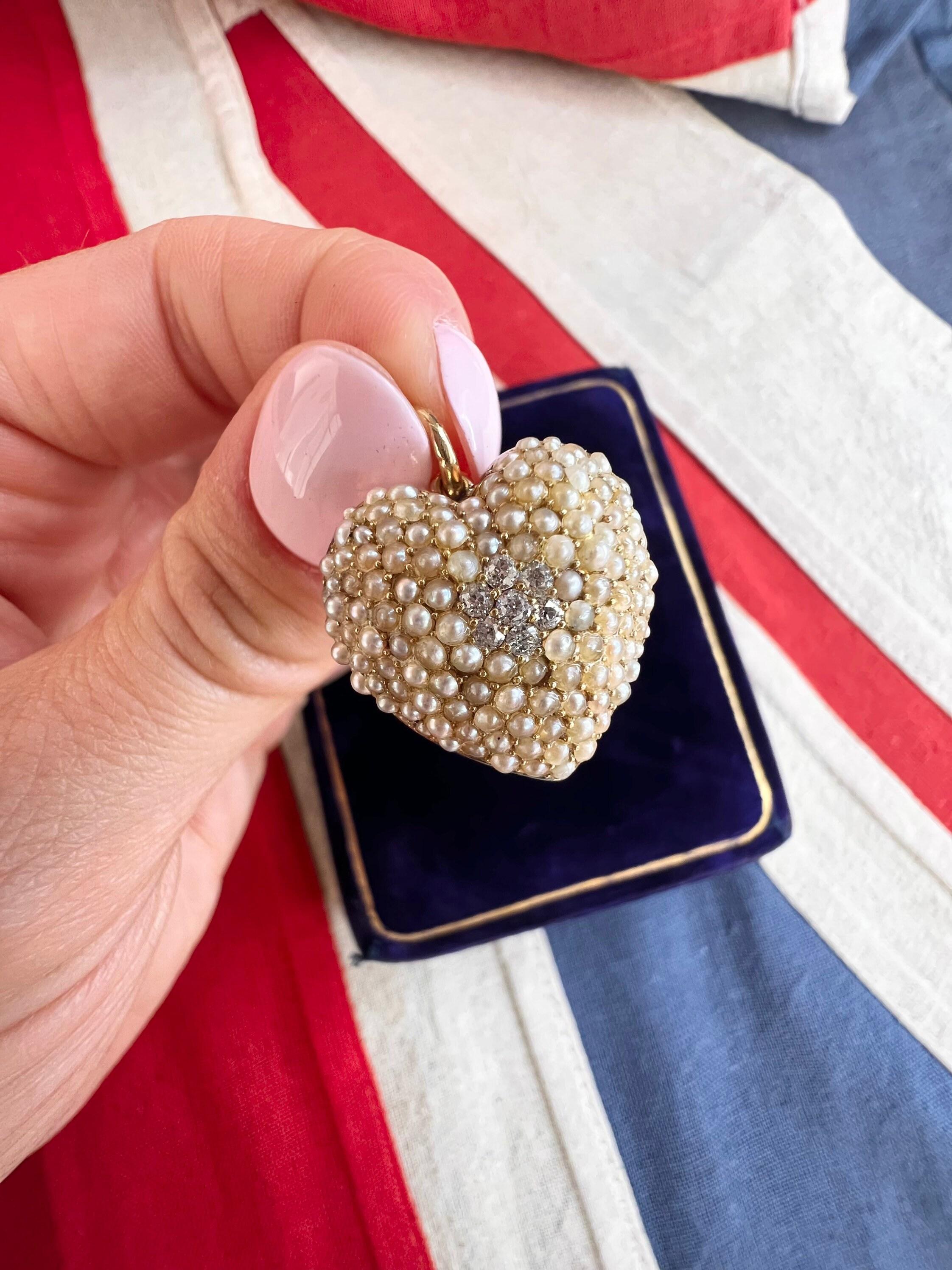 Pendentif cœur ancien en or 14 carats, perles et diamants en vente 3