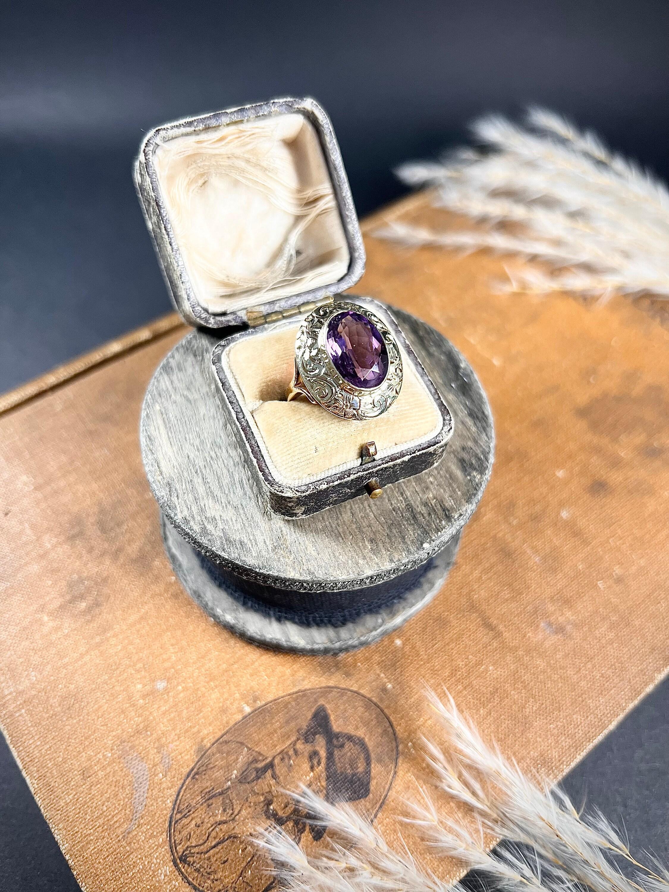 Antique 14ct Gold Victorian Oval Faceted Amethyst Ring For Sale 4