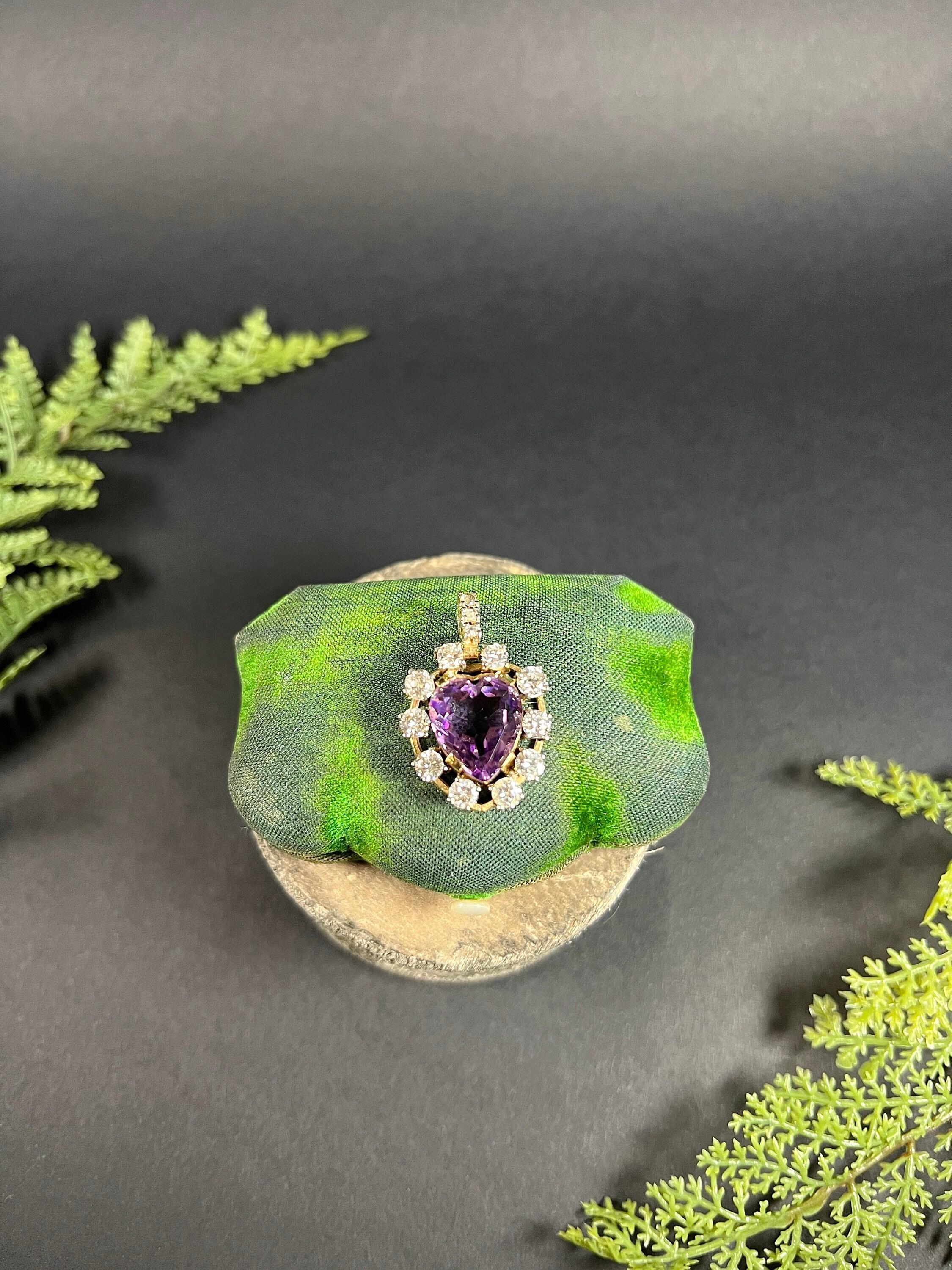 Antique 14ct Yellow Gold, 1920s Heart Shaped Faceted Amethyst & Diamond Pendant For Sale 2