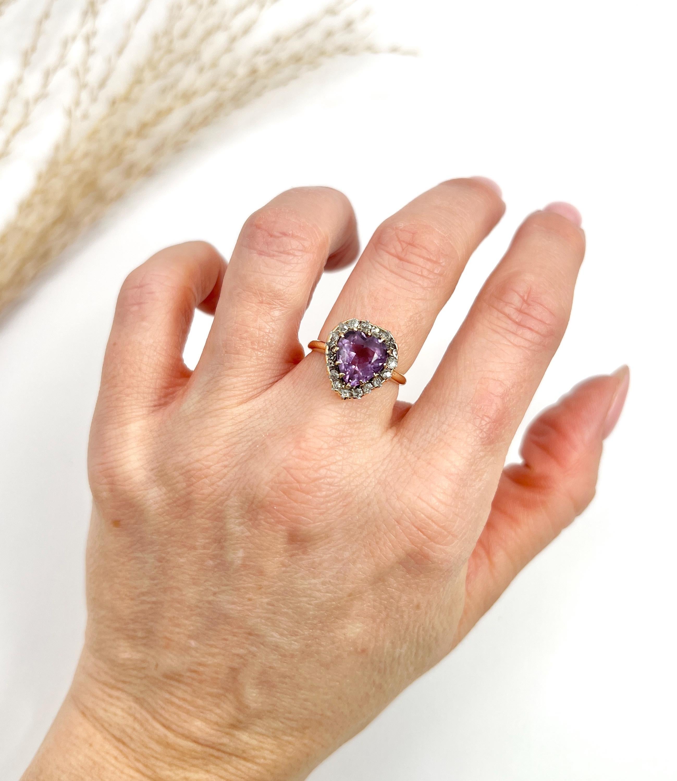 Bague édouardienne ancienne en or jaune 14 carats, améthyste en forme de cœur et grappe de diamants Bon état - En vente à Brighton, GB