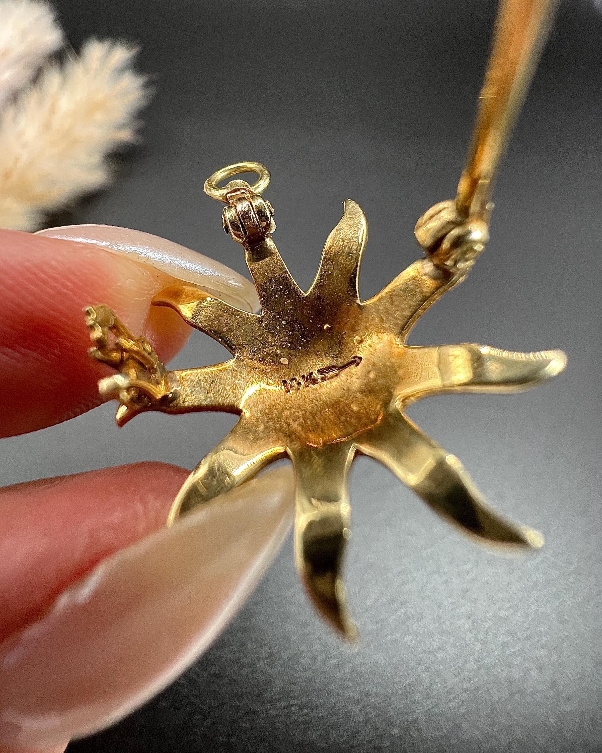 Antique 14ct Yellow Gold Stamped, Edwardian Seed Pearl Starburst Brooch/Pendant In Good Condition In Brighton, GB