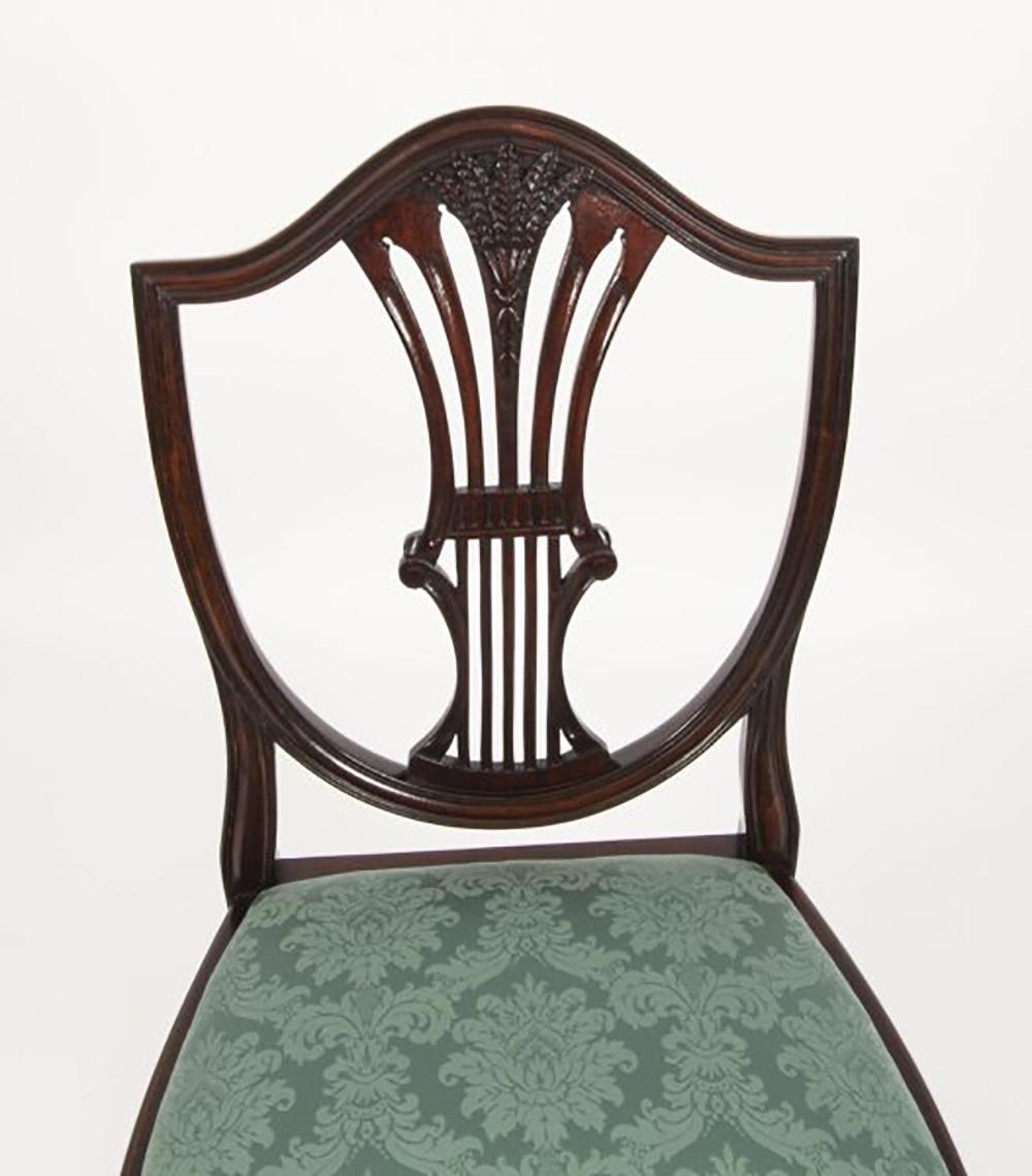 Antiker 14ft Regency Revival Dreifach-Sessel-Esstisch mit Säulen und 14 Stühlen, 19. Jahrhundert im Angebot 10