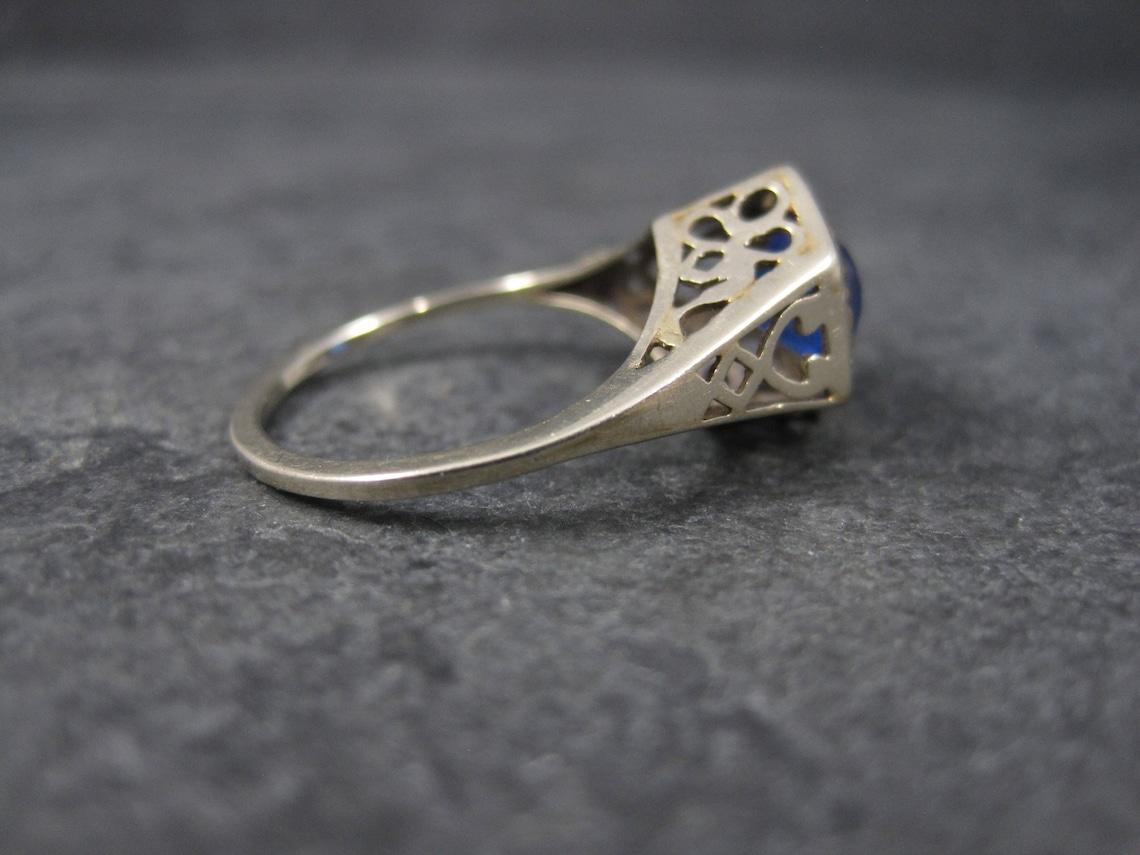 Antique 14K Blue Glass Ring Size 7.5 In Good Condition For Sale In Webster, SD