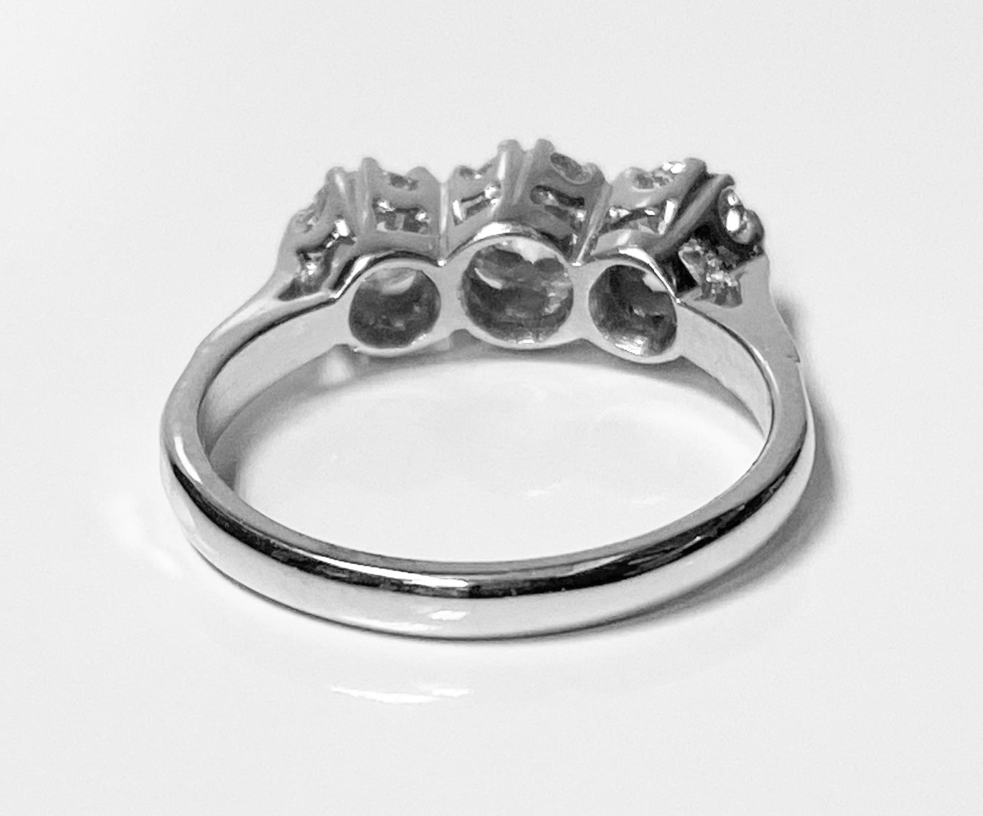 Bague ancienne en diamants 14 carats, c. 1930 Bon état à Toronto, ON