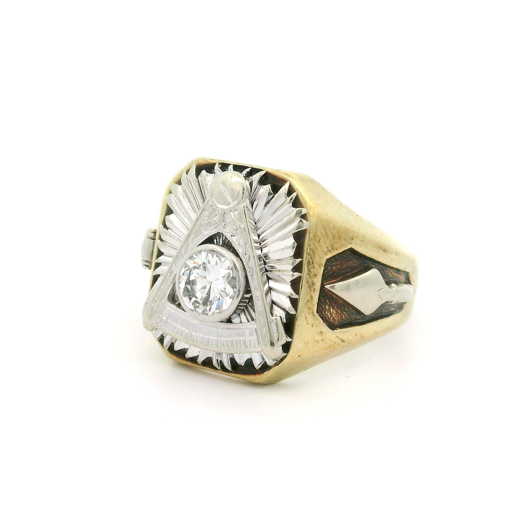 Antique 14k Gold 0.56ct Old European Diamond Engraved 1938 Masonic Ring For Sale 11