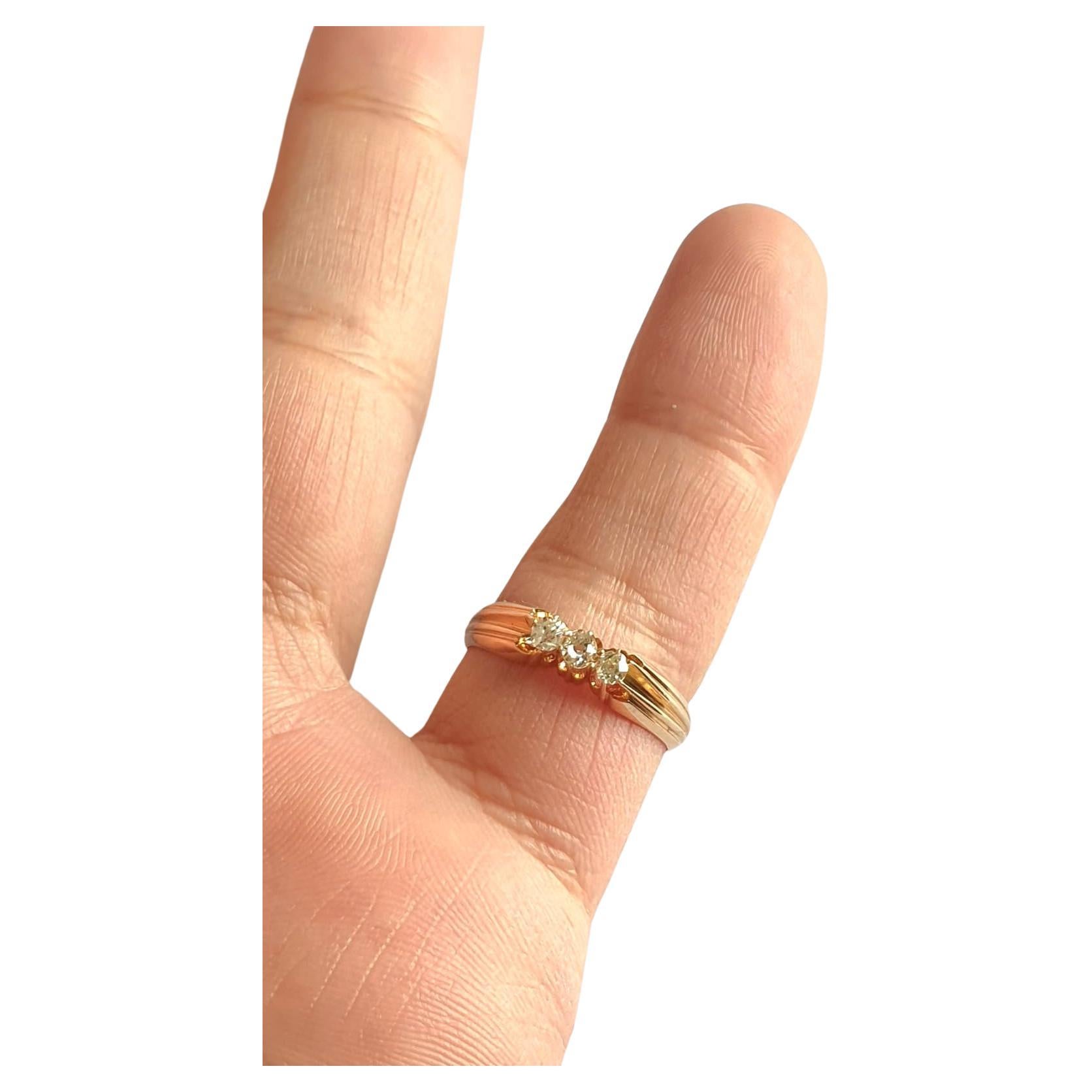 Women's Antique Old Mine Cut Diamond Gold Band Ring For Sale