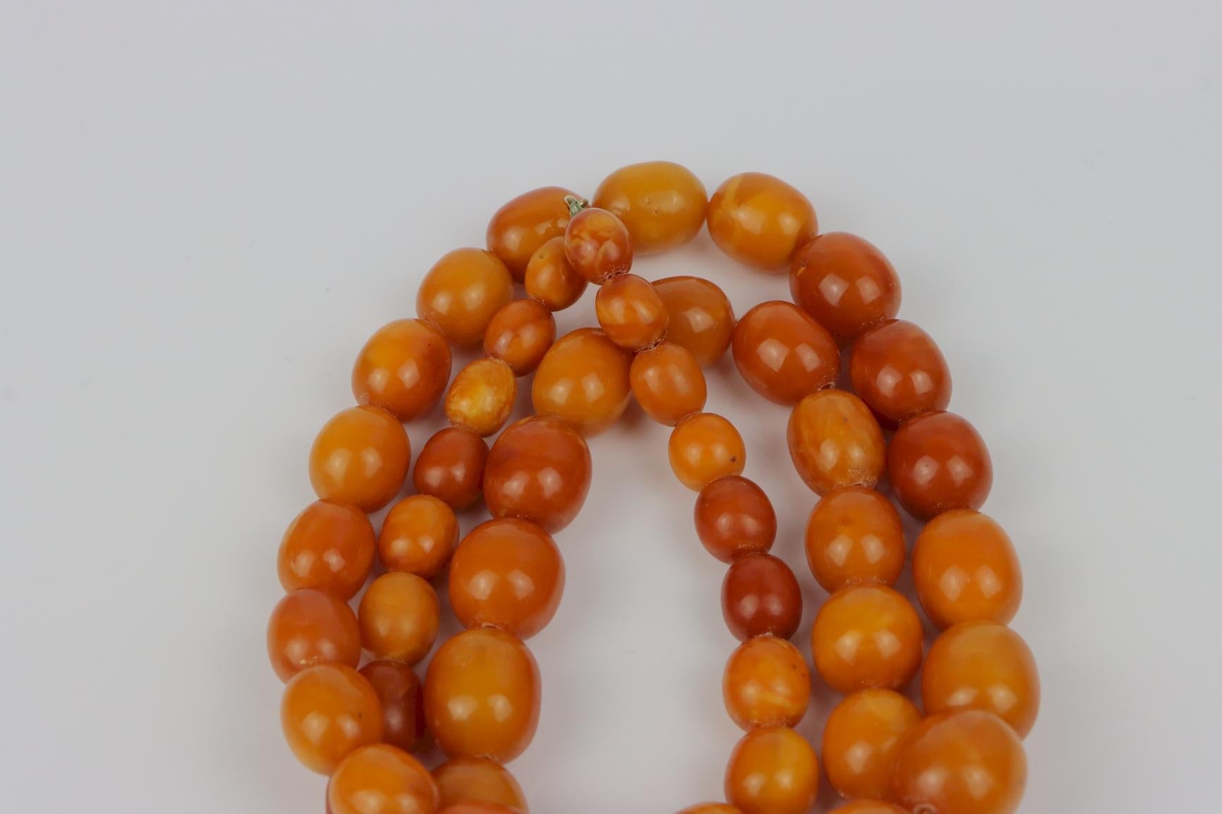 Antique 14K Gold Beeswax Amber Bead Necklace For Sale 4