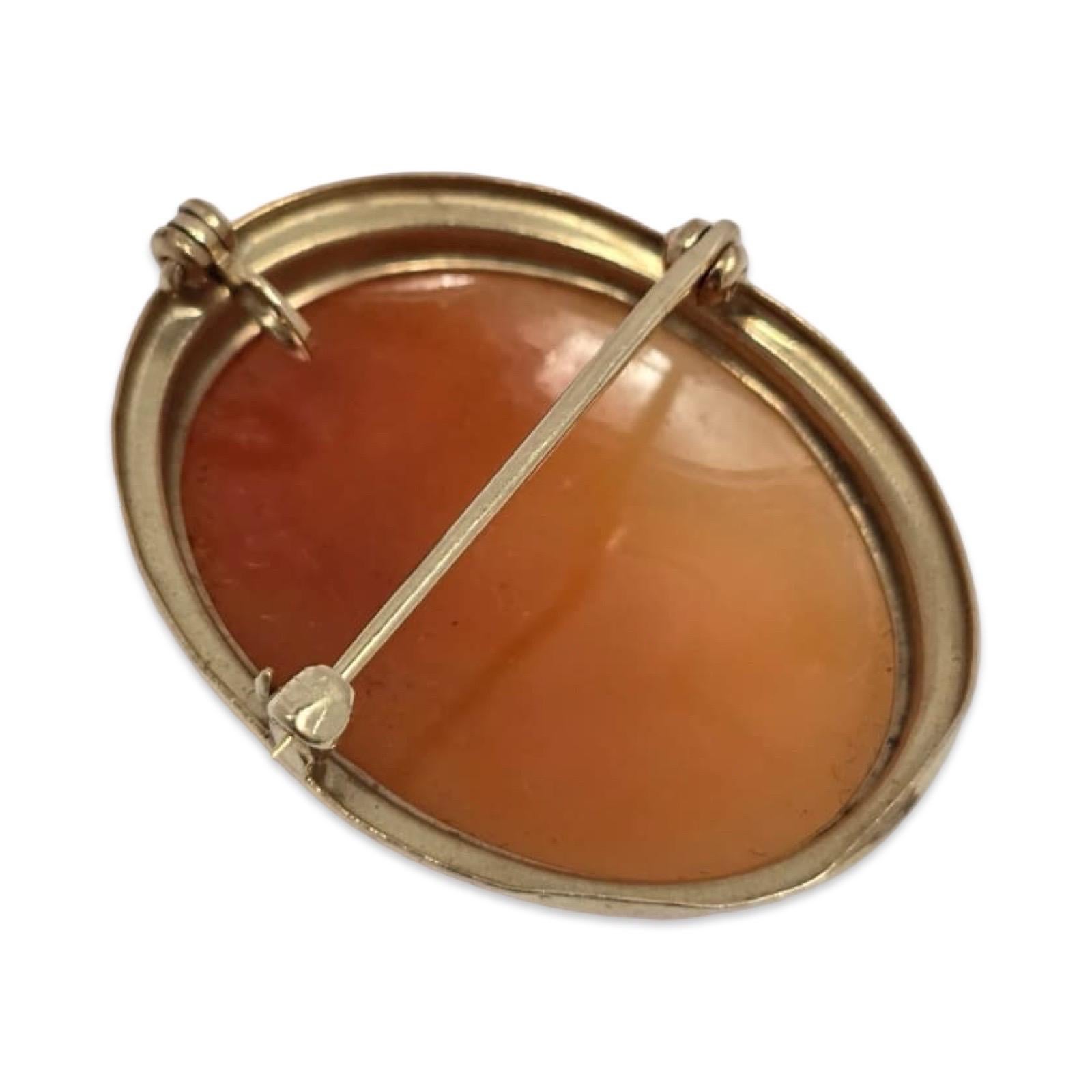 Femenino o masculino Antiguo Broche y Colgante Camafeo de Concha Tallada en Oro de 14K, Dama Clásica, 34mm en venta