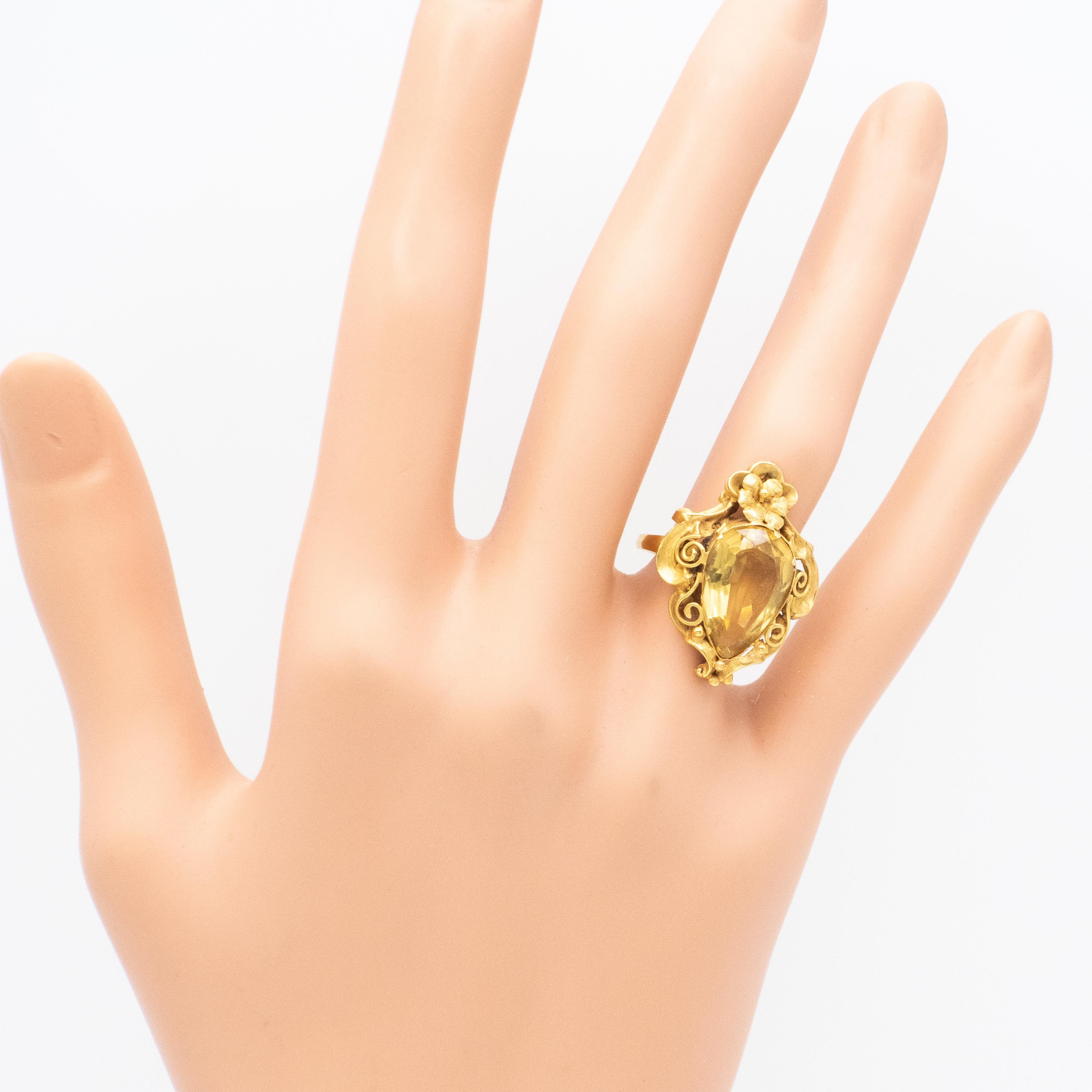 Antico set di orecchini e anelli con pendente Citrino in oro 14K in vendita 4
