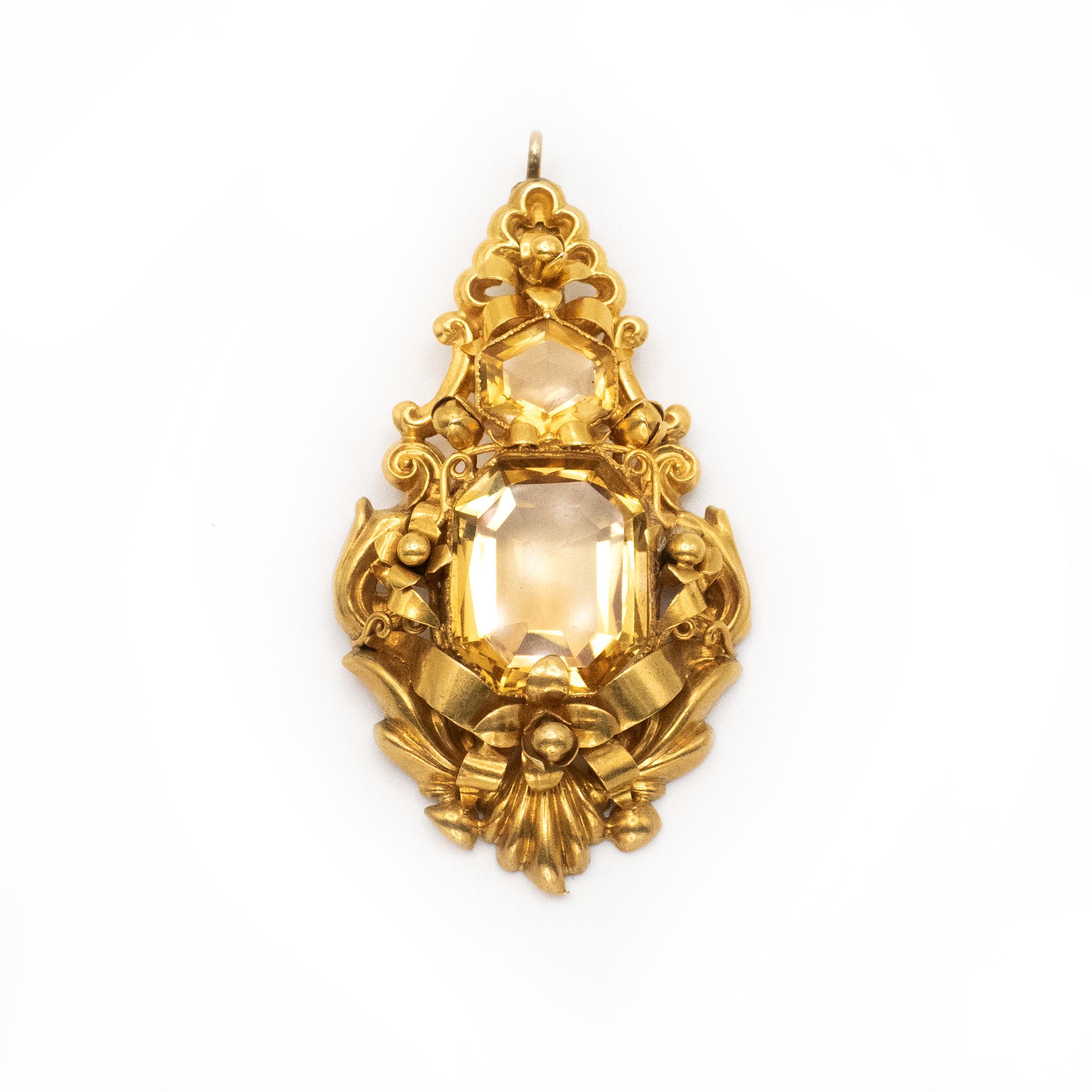 Antico set di orecchini e anelli con pendente Citrino in oro 14K In condizioni ottime in vendita a New York, NY