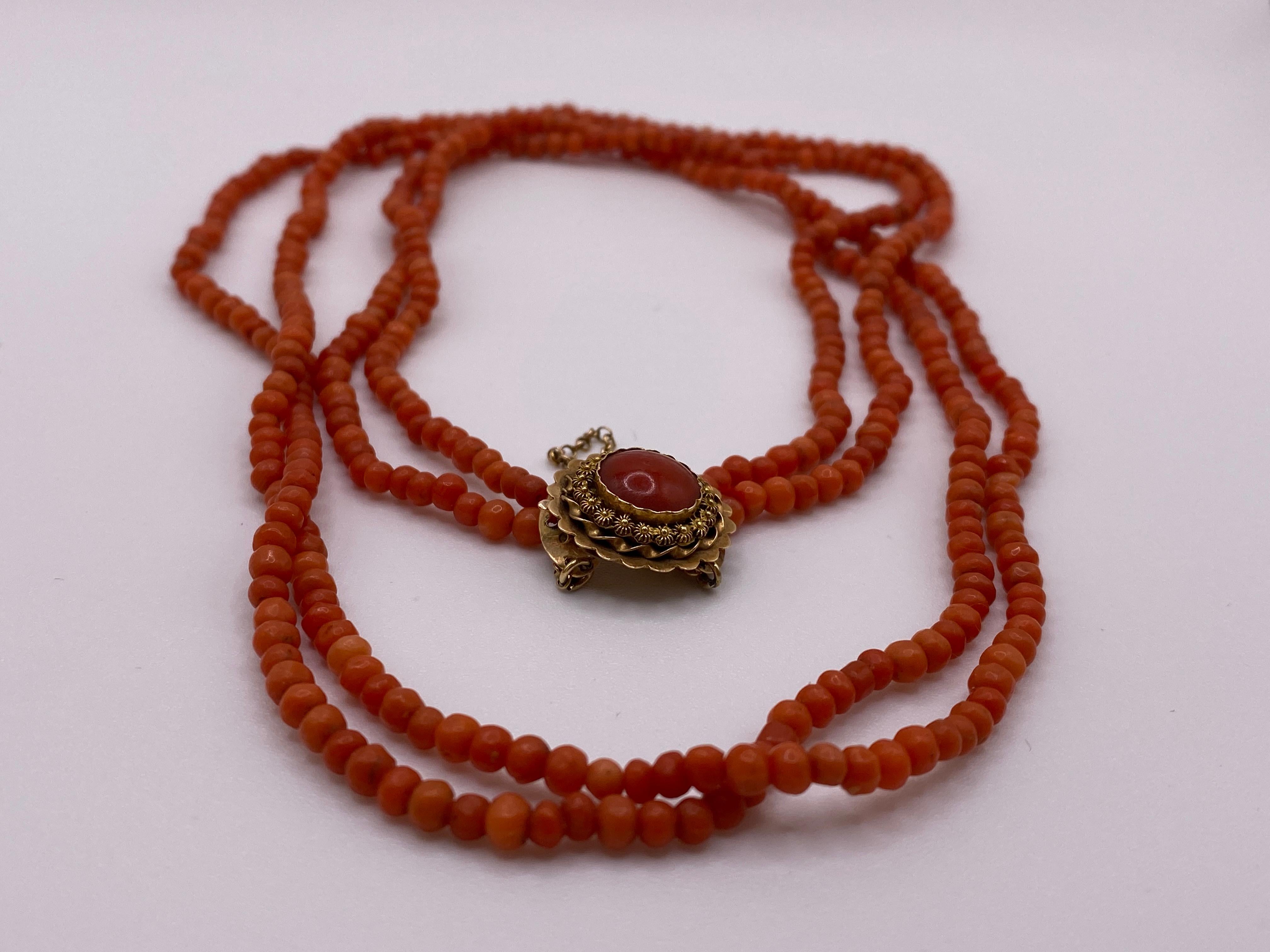 Antique 14k Gold Coral Beaded Necklace For Sale 4