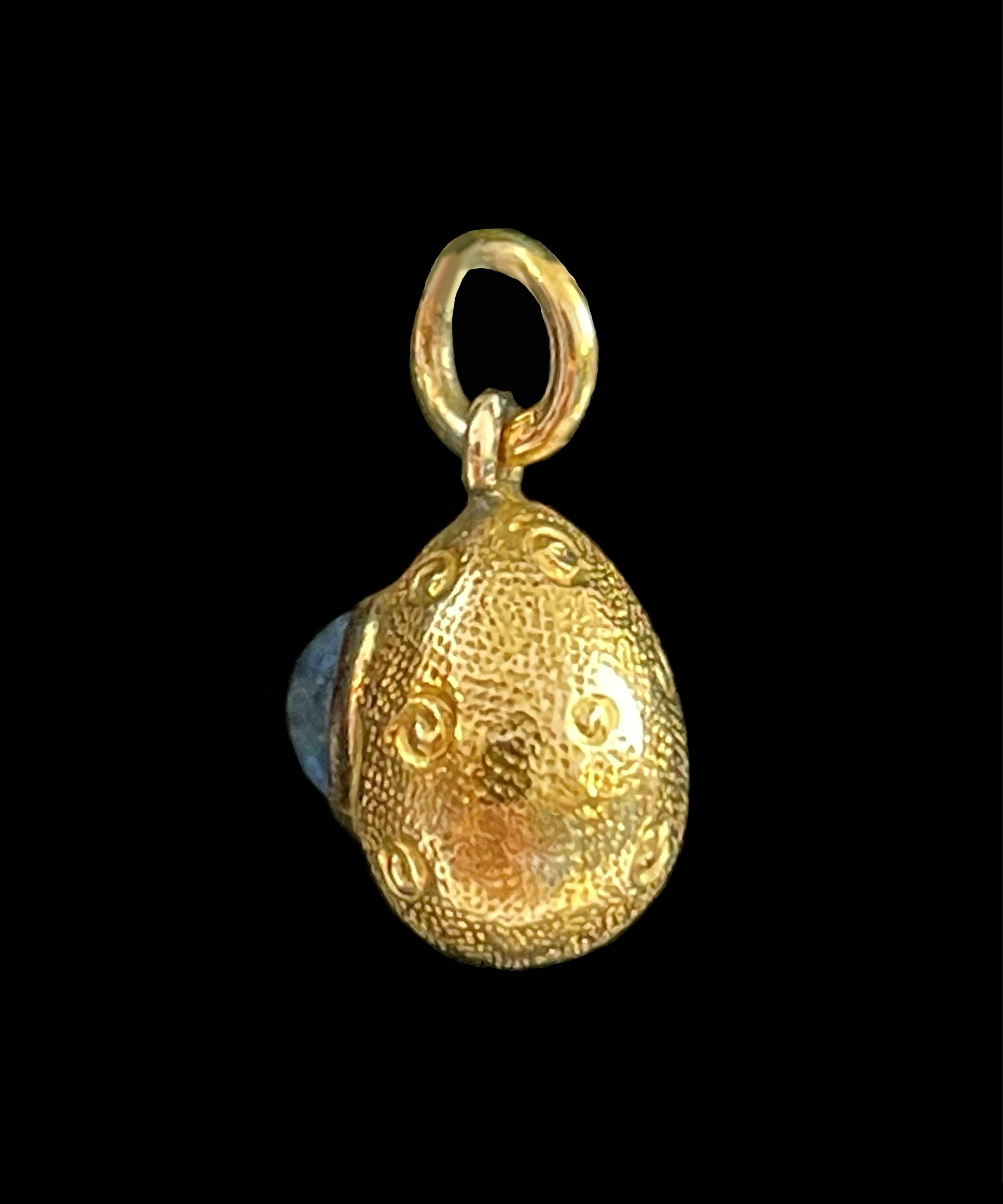 Women's or Men's Antique 14K Gold & Cornflower Blue Sapphire Egg Pendant - Early 20th Century