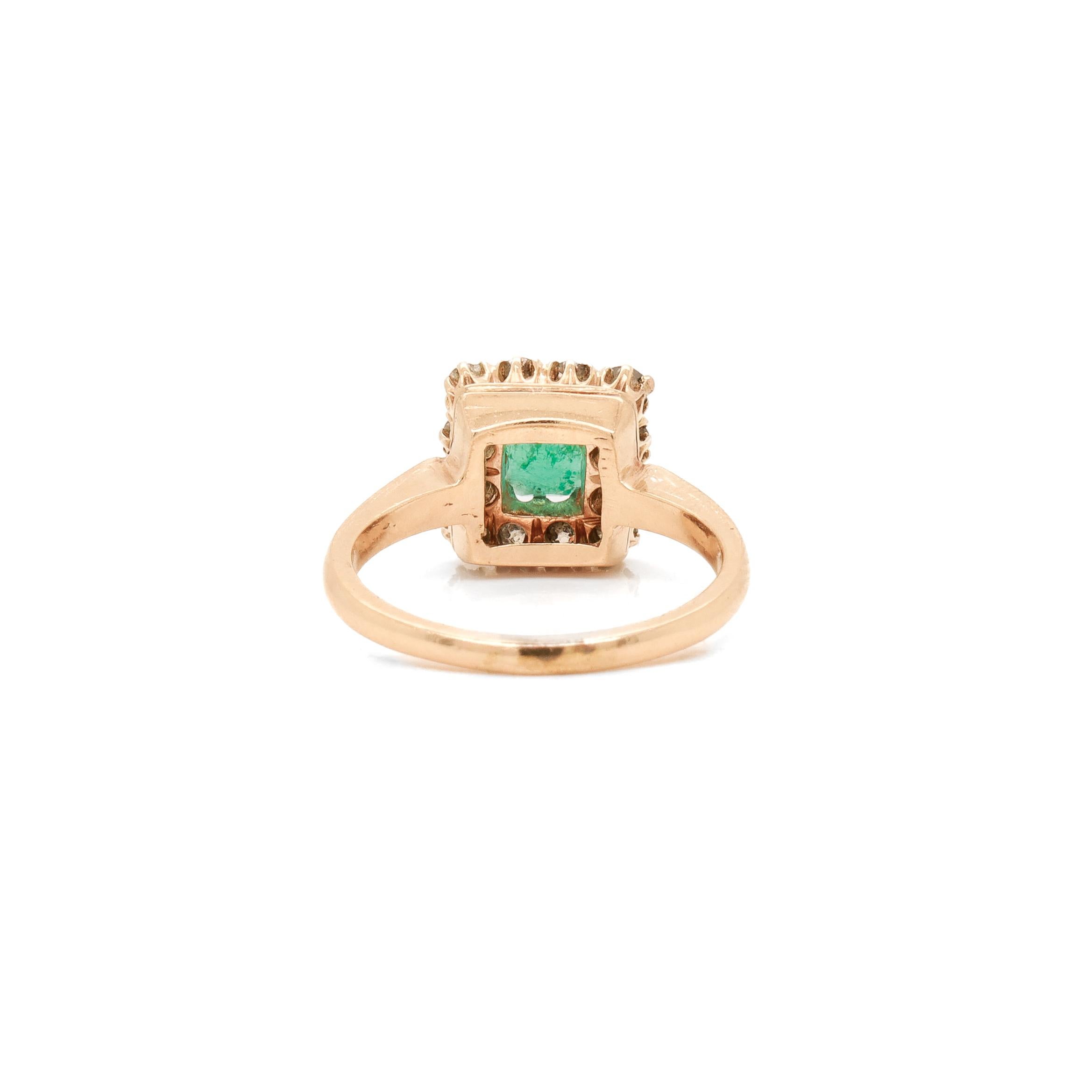 Antique 14K Gold, Emerald, and Diamond Cocktail Ring For Sale 2