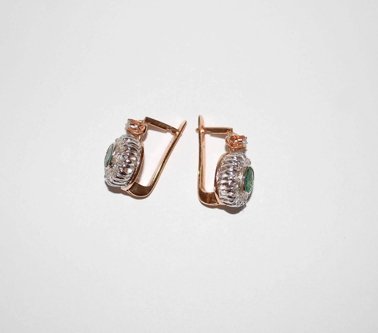 Antique 14K Gold Emerald and Diamond Earrings Ring Set For Sale 2