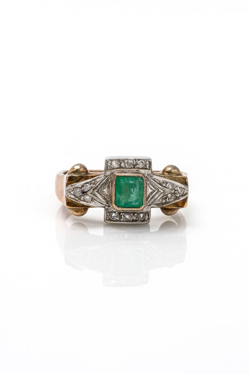 Antiker 14k Gold Smaragd Ring für Damen oder Herren im Angebot