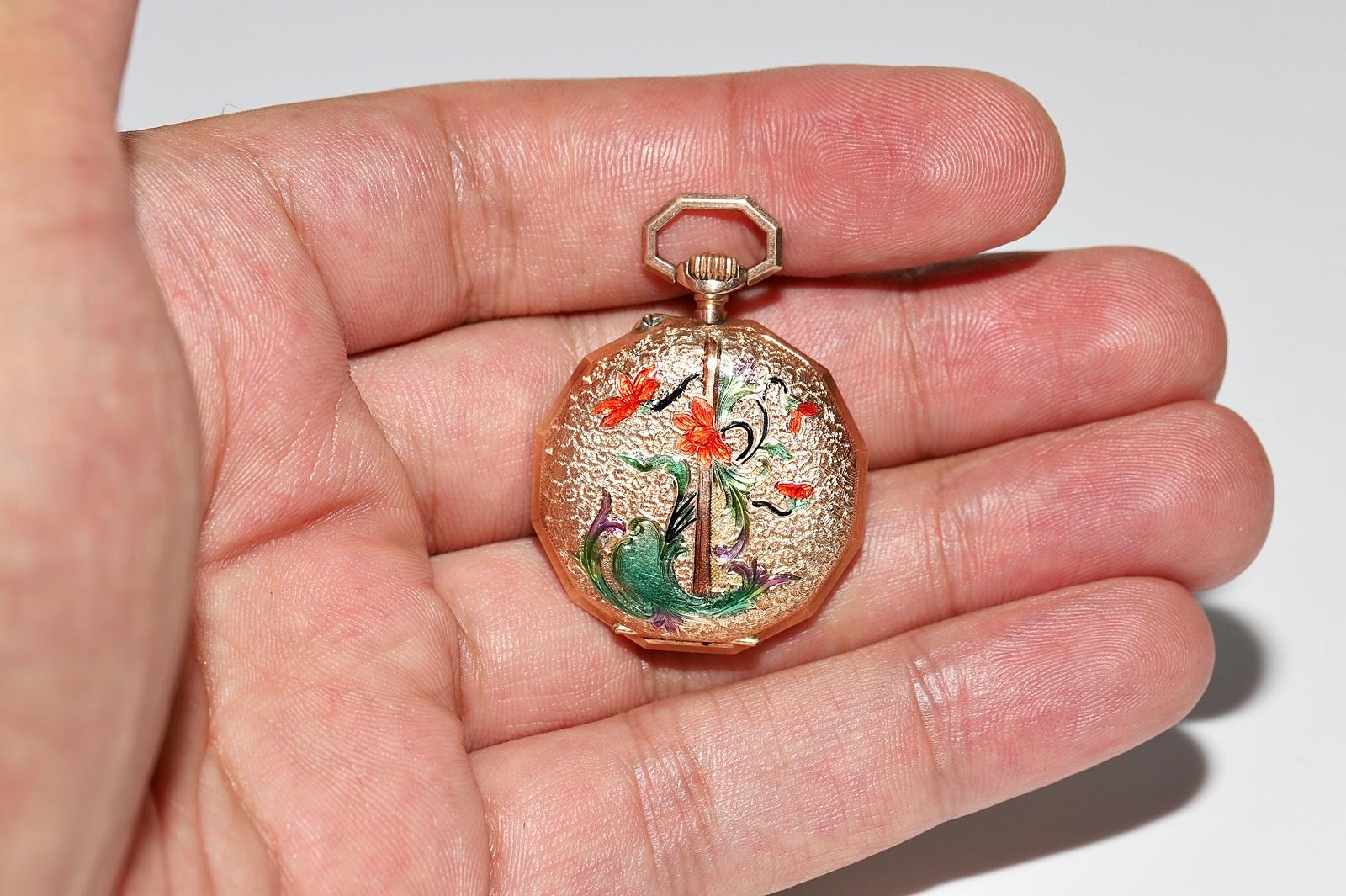 Antike 14k Gold Emaille-Taschenuhr mit verziertem Anhänger im Angebot 6