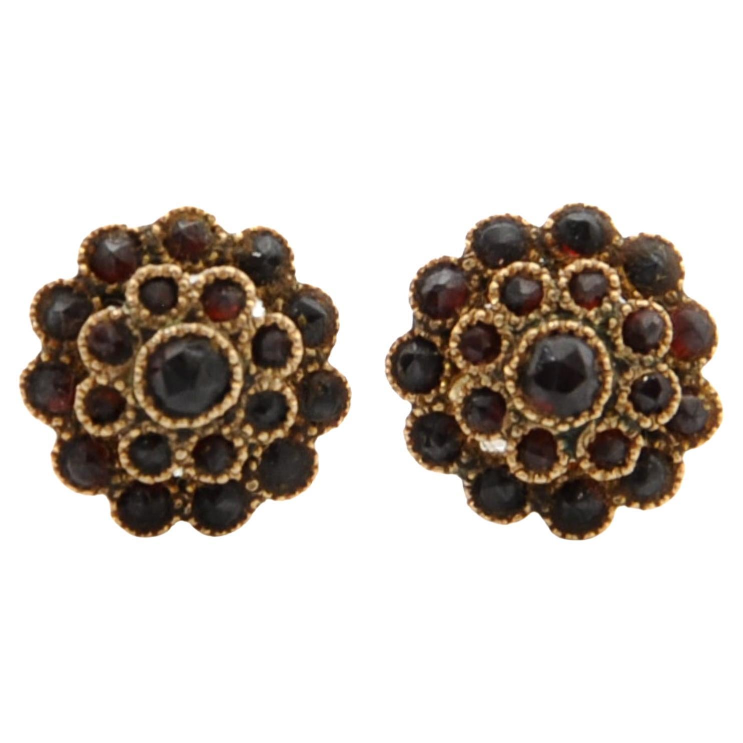antique studs in gold