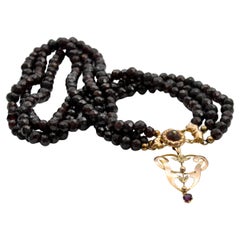 Antiquities - Collier de perles à plusieurs brins en grenat et or 14K