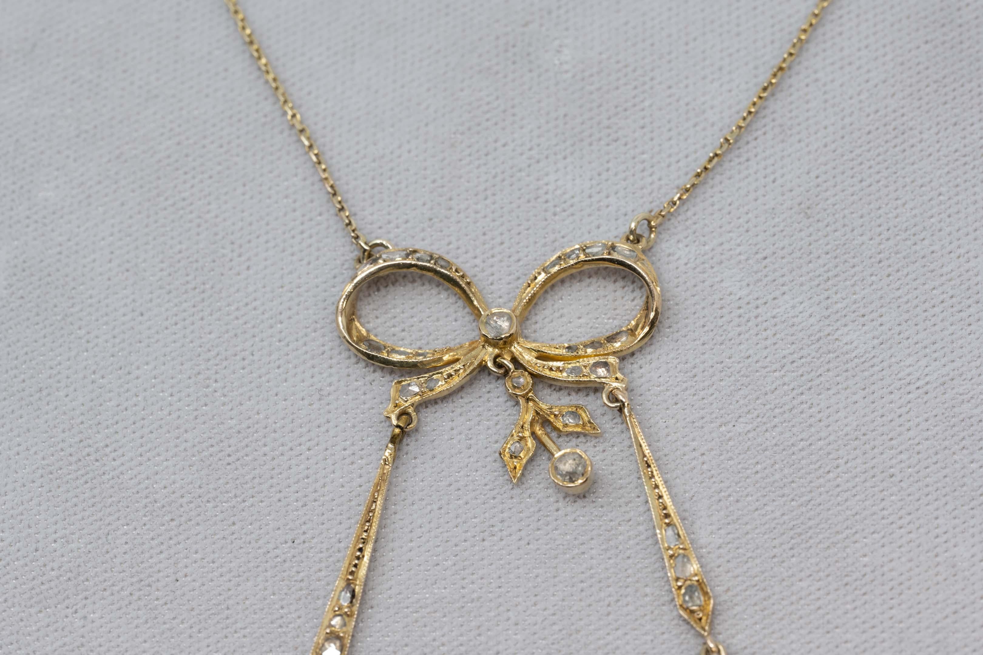 Antique 14k Gold Necklace with Mine Cut Diamonds In Good Condition For Sale In Montreal, QC
