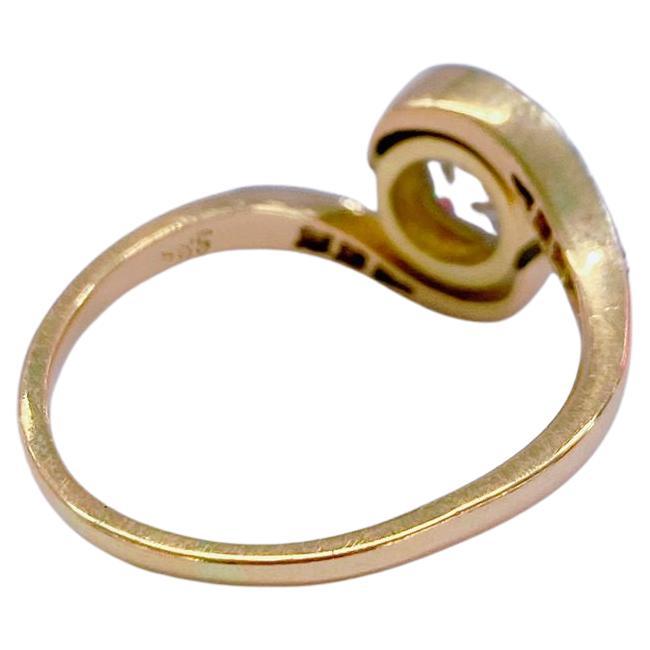 Antico anello solitario in oro con diamante taglio miniera In condizioni buone a Cairo, EG