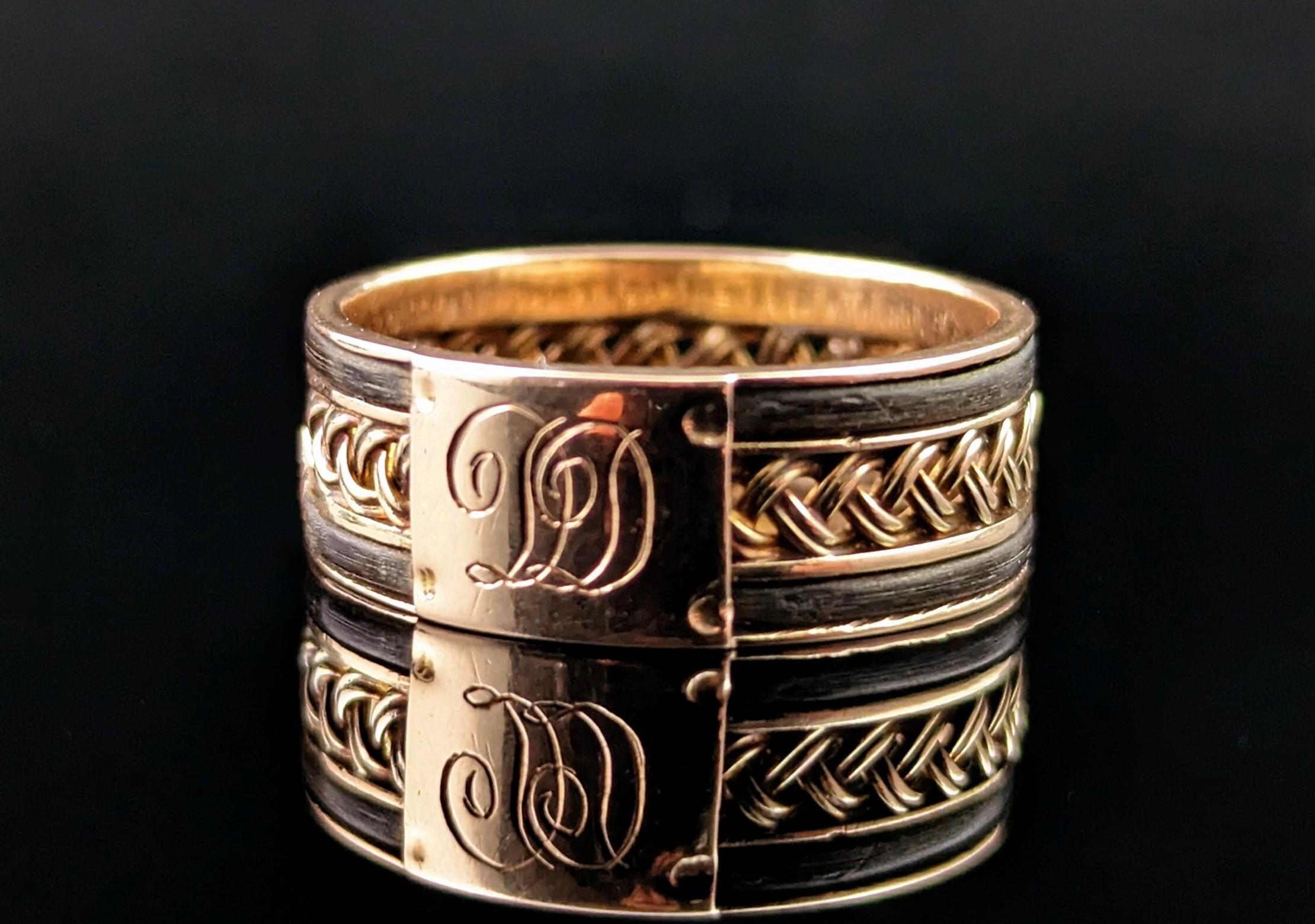 Antique 14k Gold Plaited Band Ring, Elephant Hair, Monogrammed For Sale 2