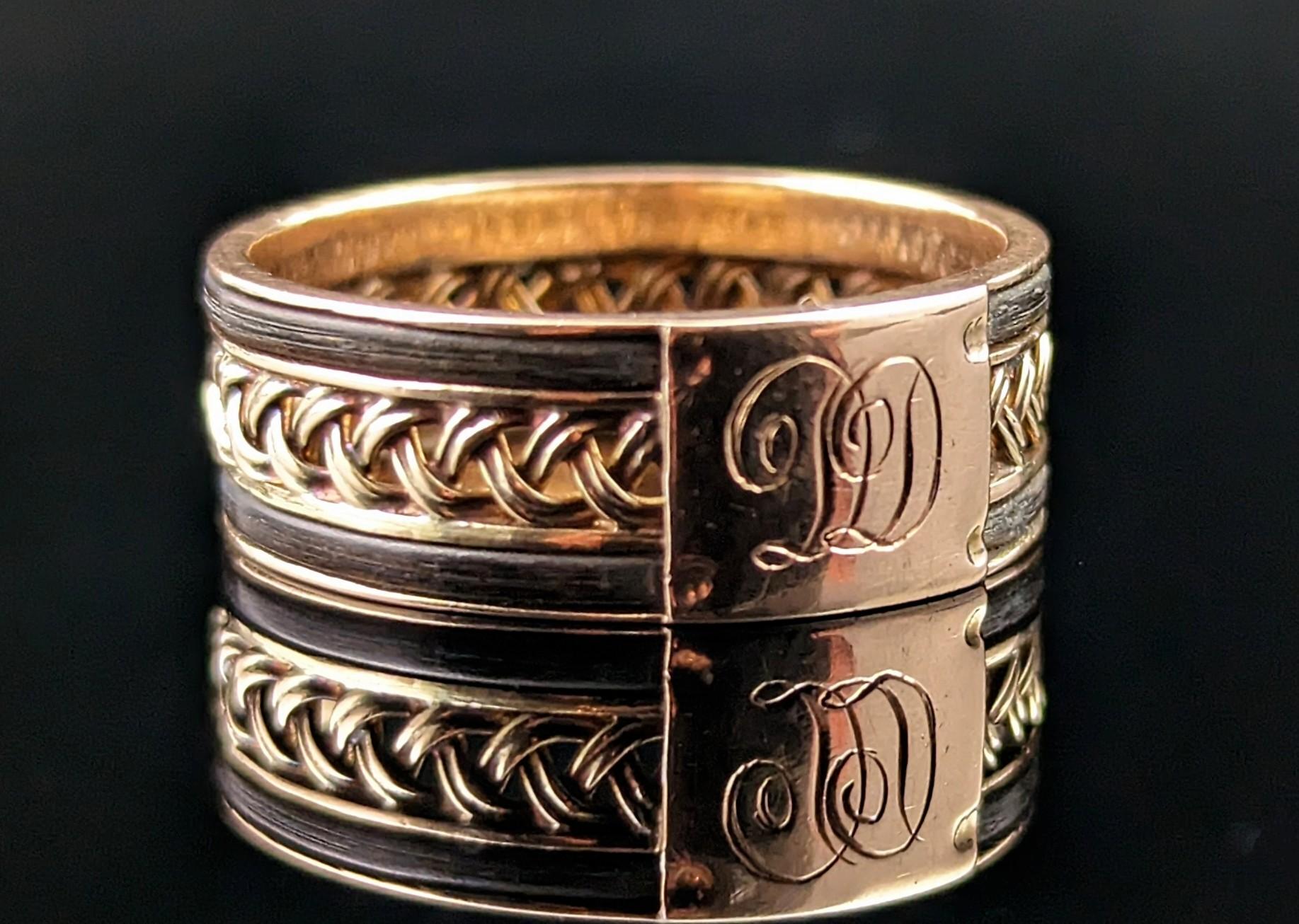 Antiker 14k Gold Plaited Band-Ring, Elefantenhaar, Monogrammiert im Angebot 7